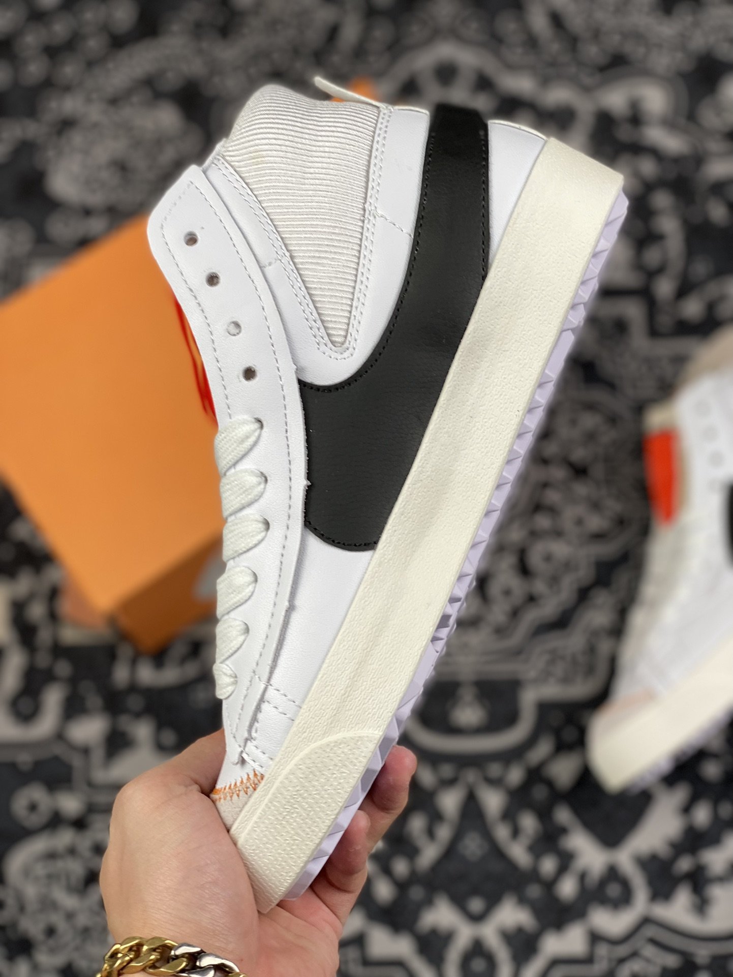 160 Nike BLAZER LOW ’77 JUMBO 经典开拓者板鞋  DQ1470-101