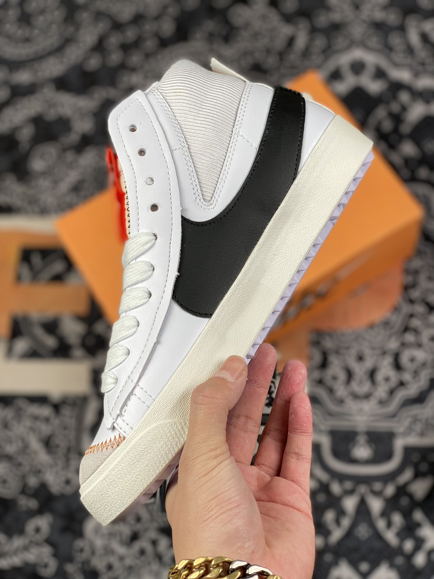 160 Nike BLAZER LOW ’77 JUMBO 经典开拓者板鞋  DQ1470-101