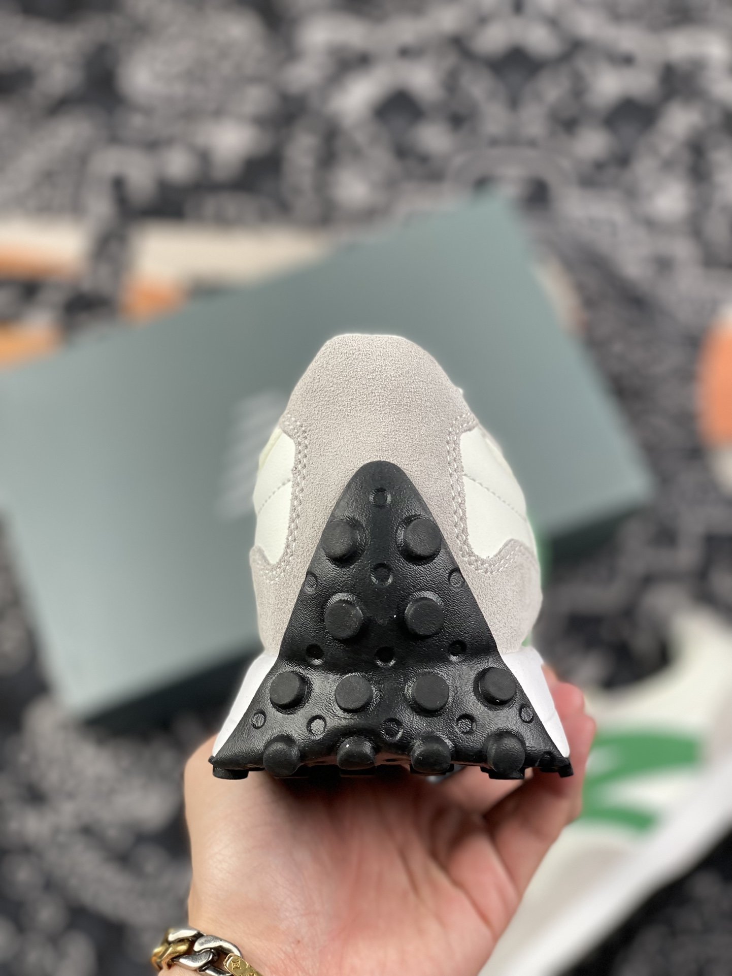 240 甄选 莞顶NB327 复古跑鞋 橙棕