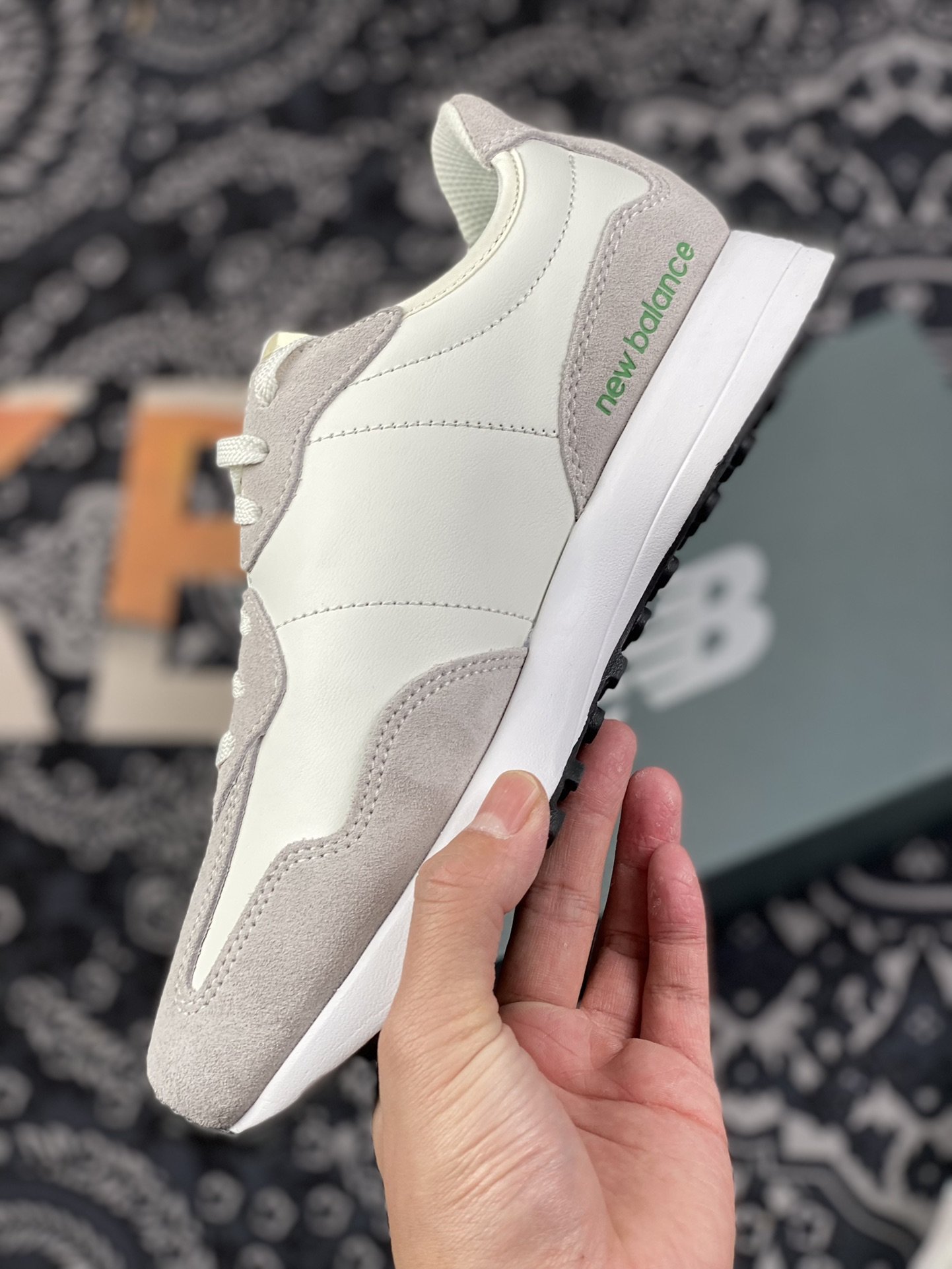 240 甄选 莞顶NB327 复古跑鞋 橙棕