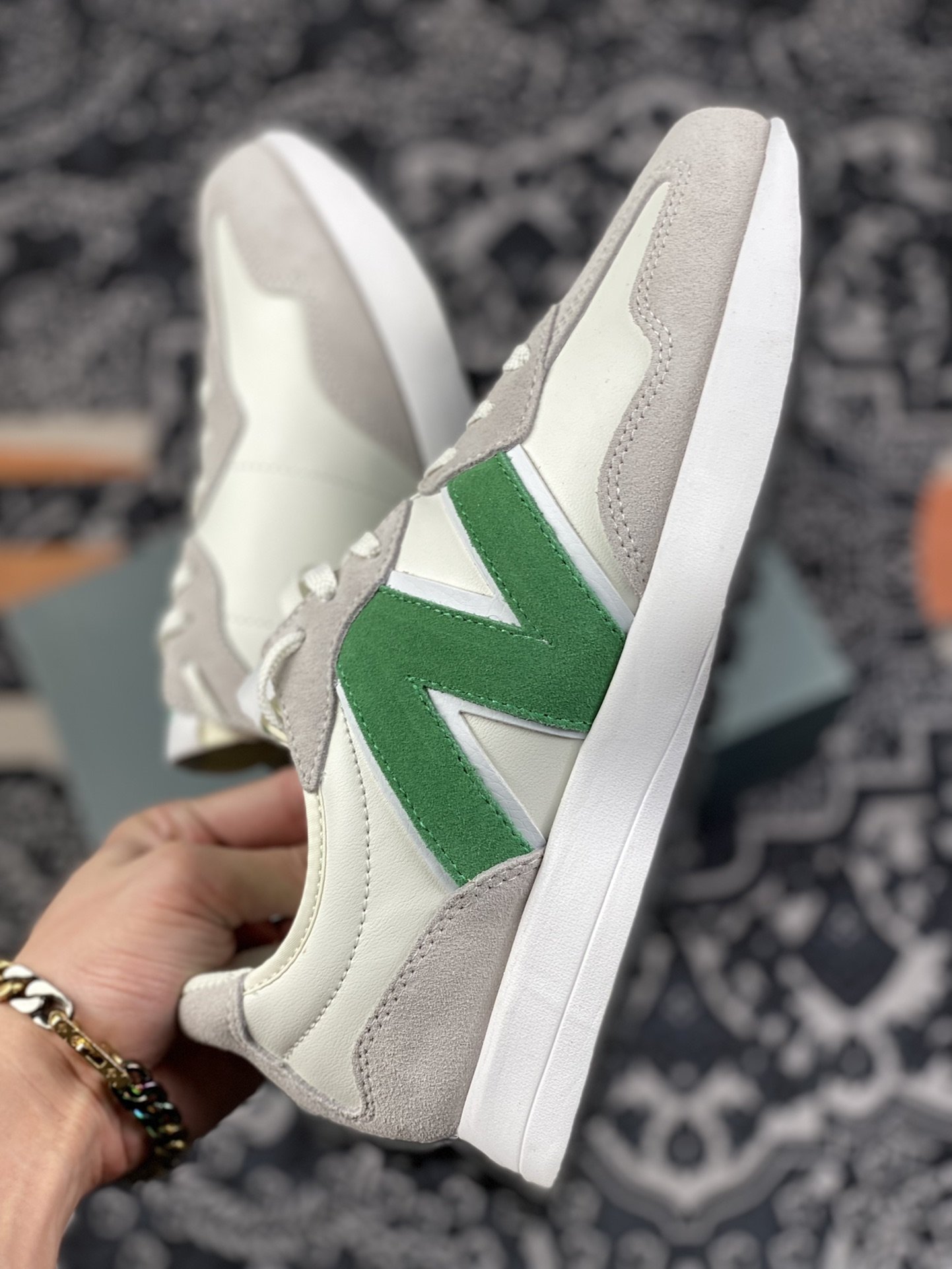 240 甄选 莞顶NB327 复古跑鞋 橙棕