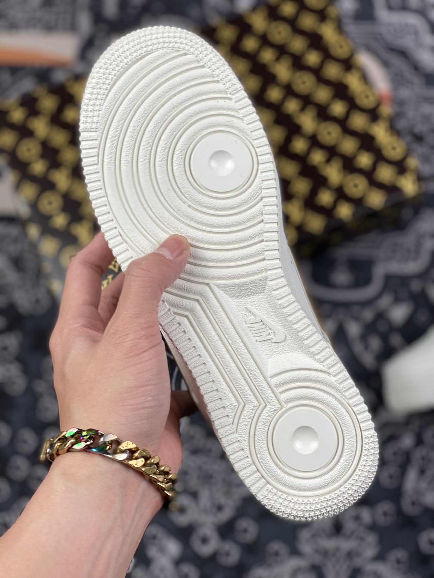 240 1V x Nike Air Force 1 Low 联名老花小钩原楦头原纸板KV3696-880