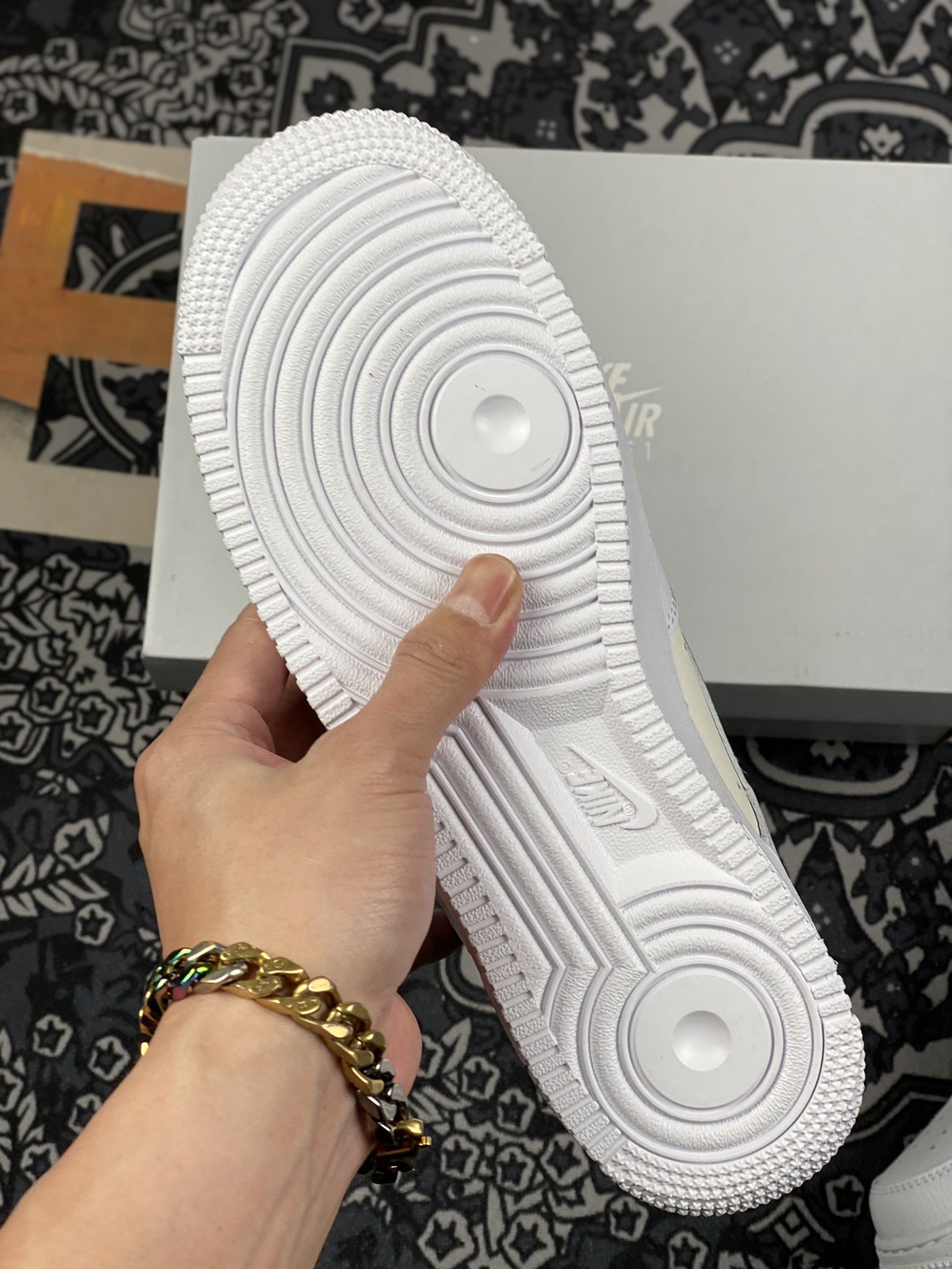 200 Nike Air Force 1 AF1 空军一号/低帮 白灰 DV2237-100