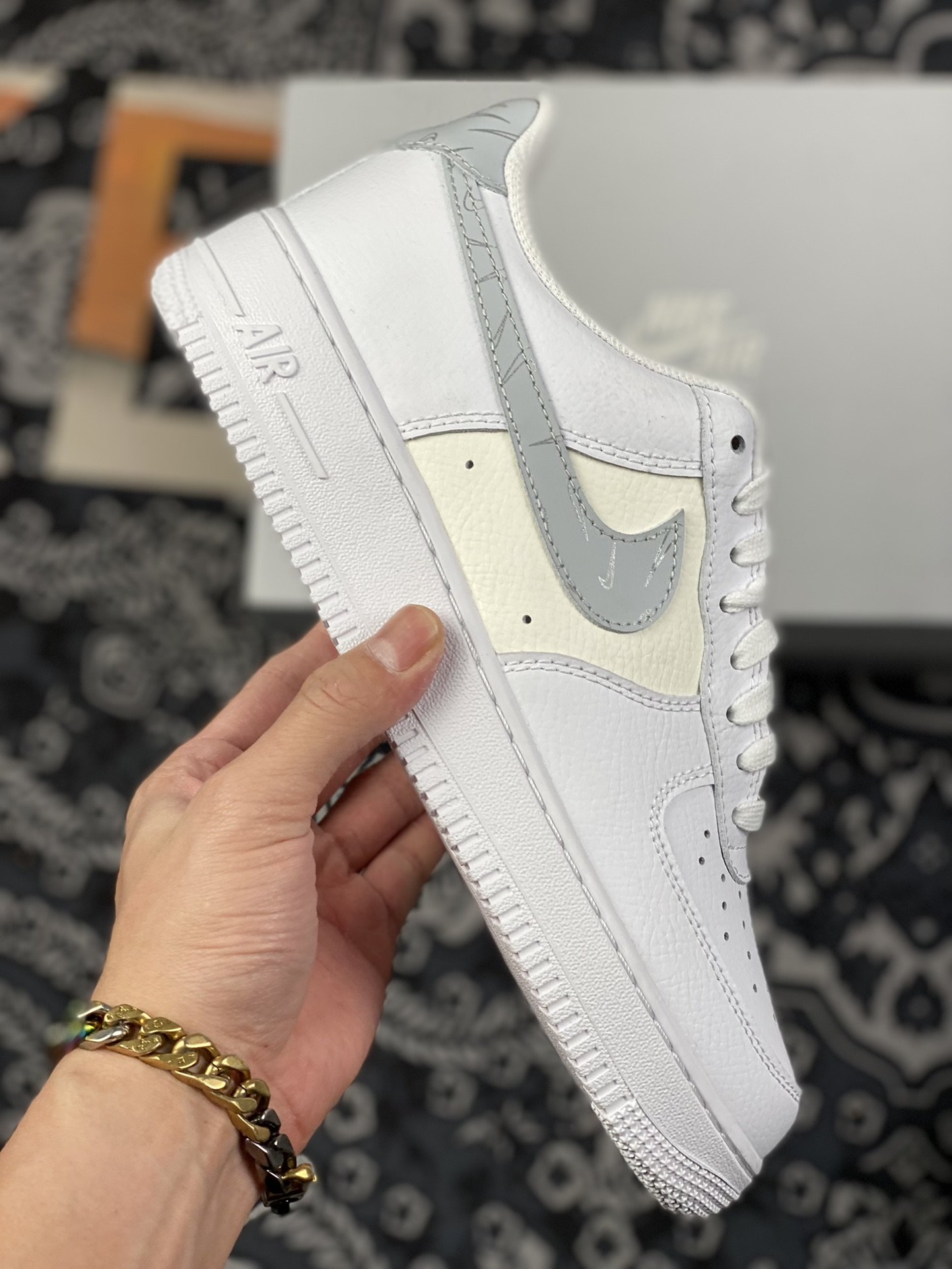 200 Nike Air Force 1 AF1 空军一号/低帮 白灰 DV2237-100