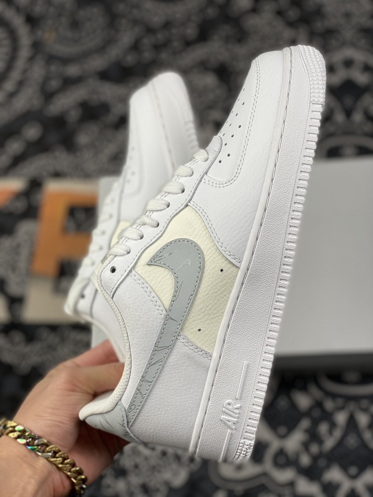 200 Nike Air Force 1 AF1 空军一号/低帮 白灰 DV2237-100