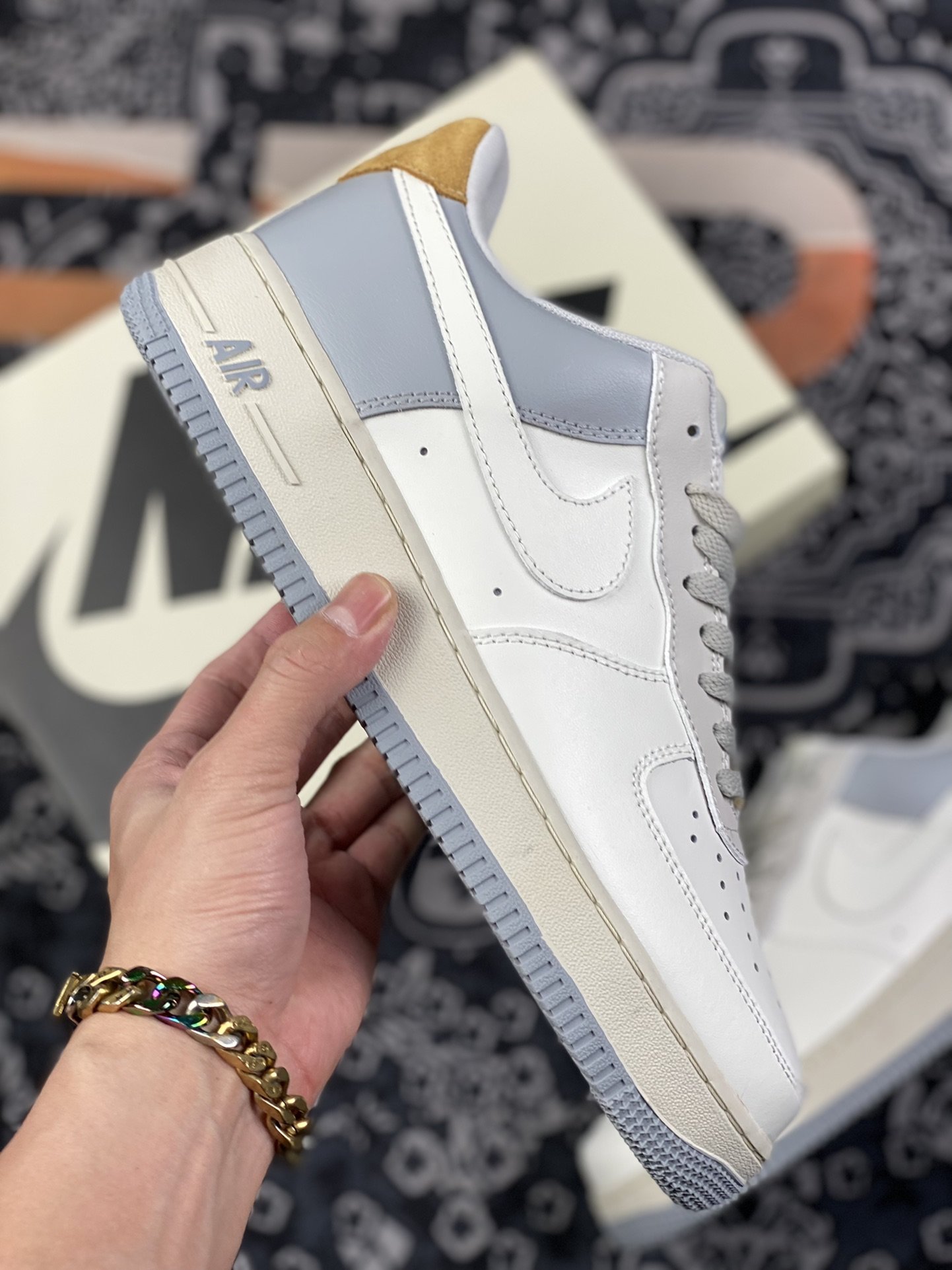 220 Air Force 1 ’07 Low 米灰原楦头原纸板CW2288-702