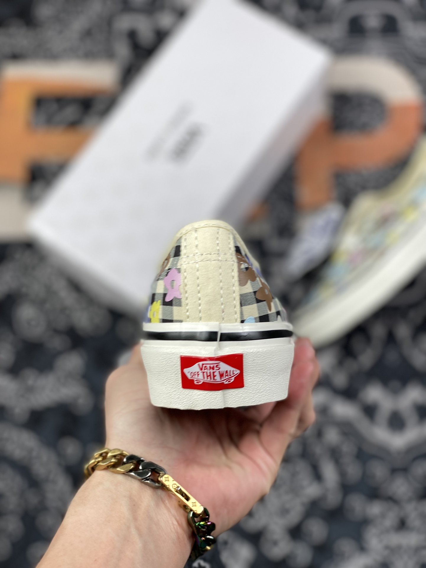 150 vans「年代感少女风」火爆来袭 Sandy Liang x vans Authentic 44 DX 格纹小花