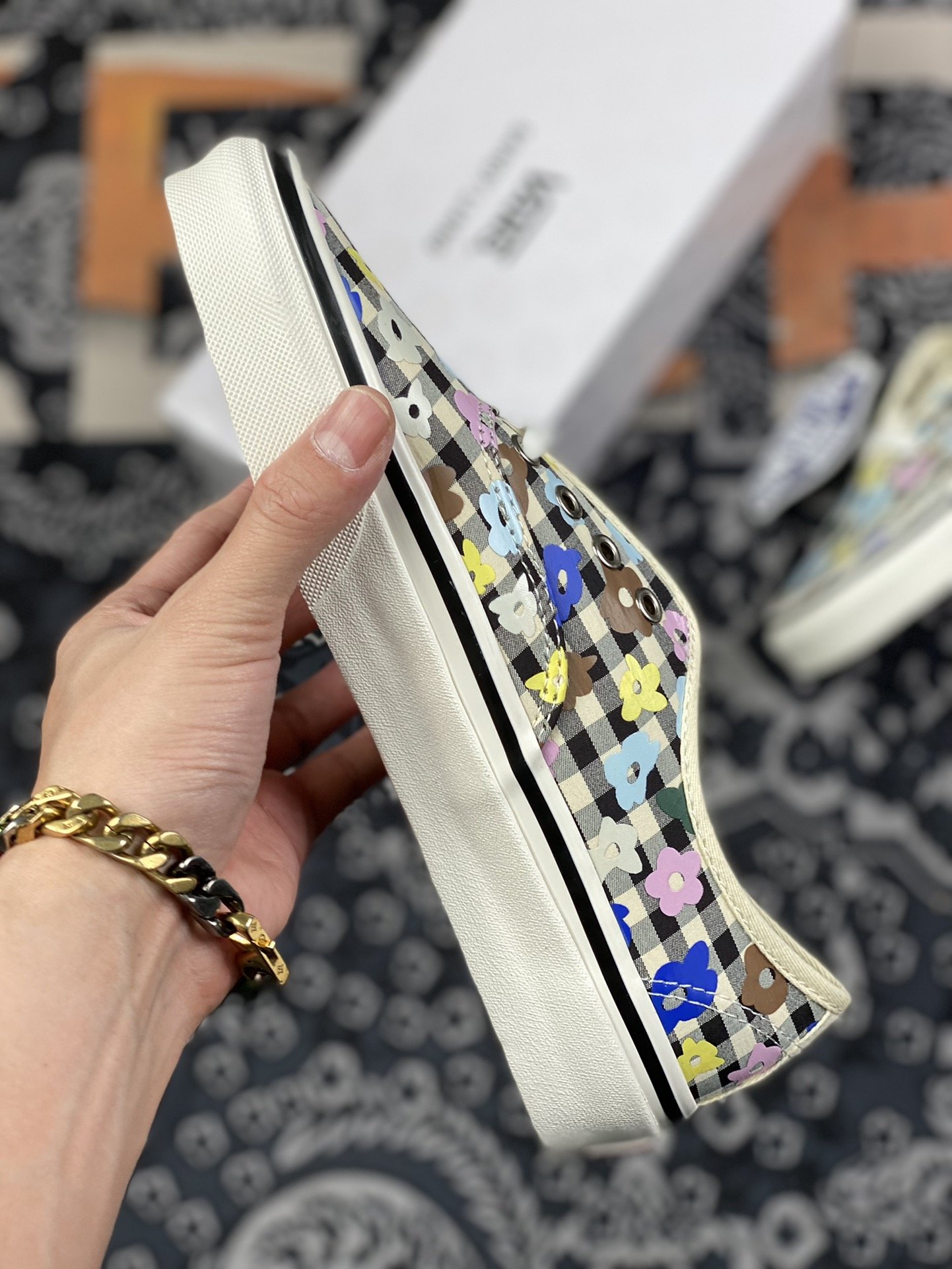 150 vans「年代感少女风」火爆来袭 Sandy Liang x vans Authentic 44 DX 格纹小花