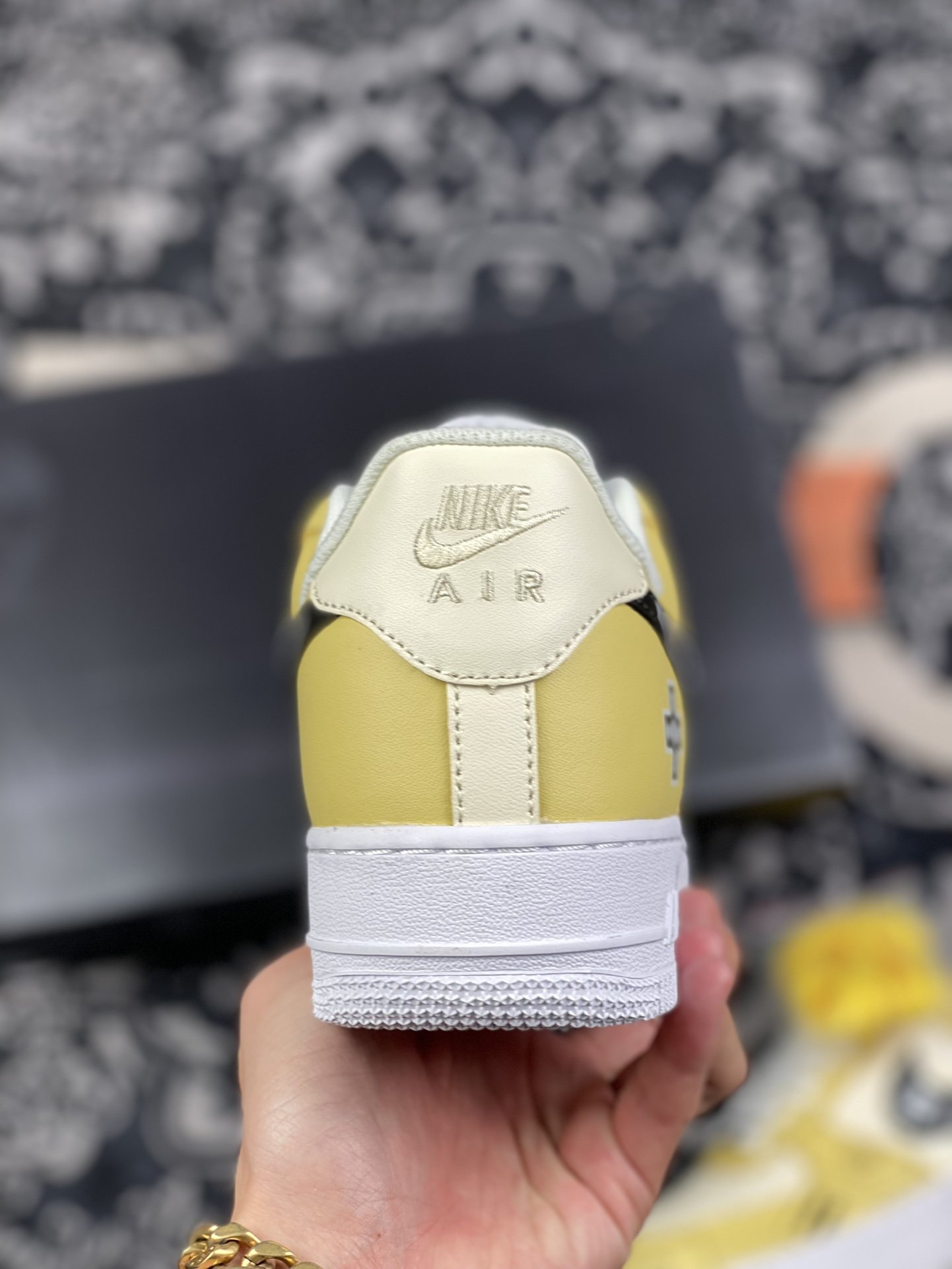 260 Nike Air Force 1 Low PS5 电玩黑白黄 CW2288-113