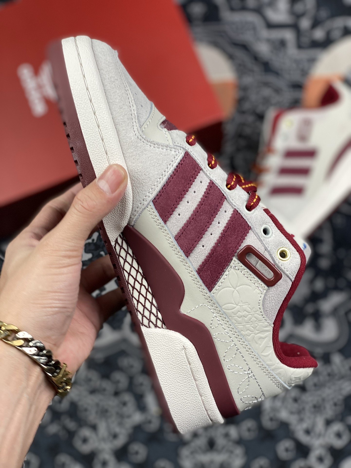 240 adidas Originals Forum CNY 中国虎年限定  GX8866