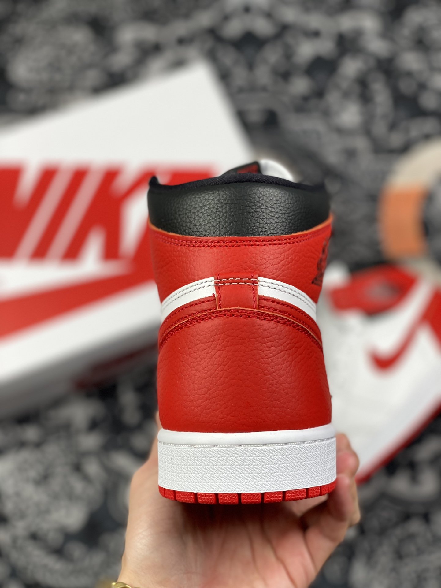 450 纯原批次 Air Jordan 1 High Heritage” 白红 555088-161