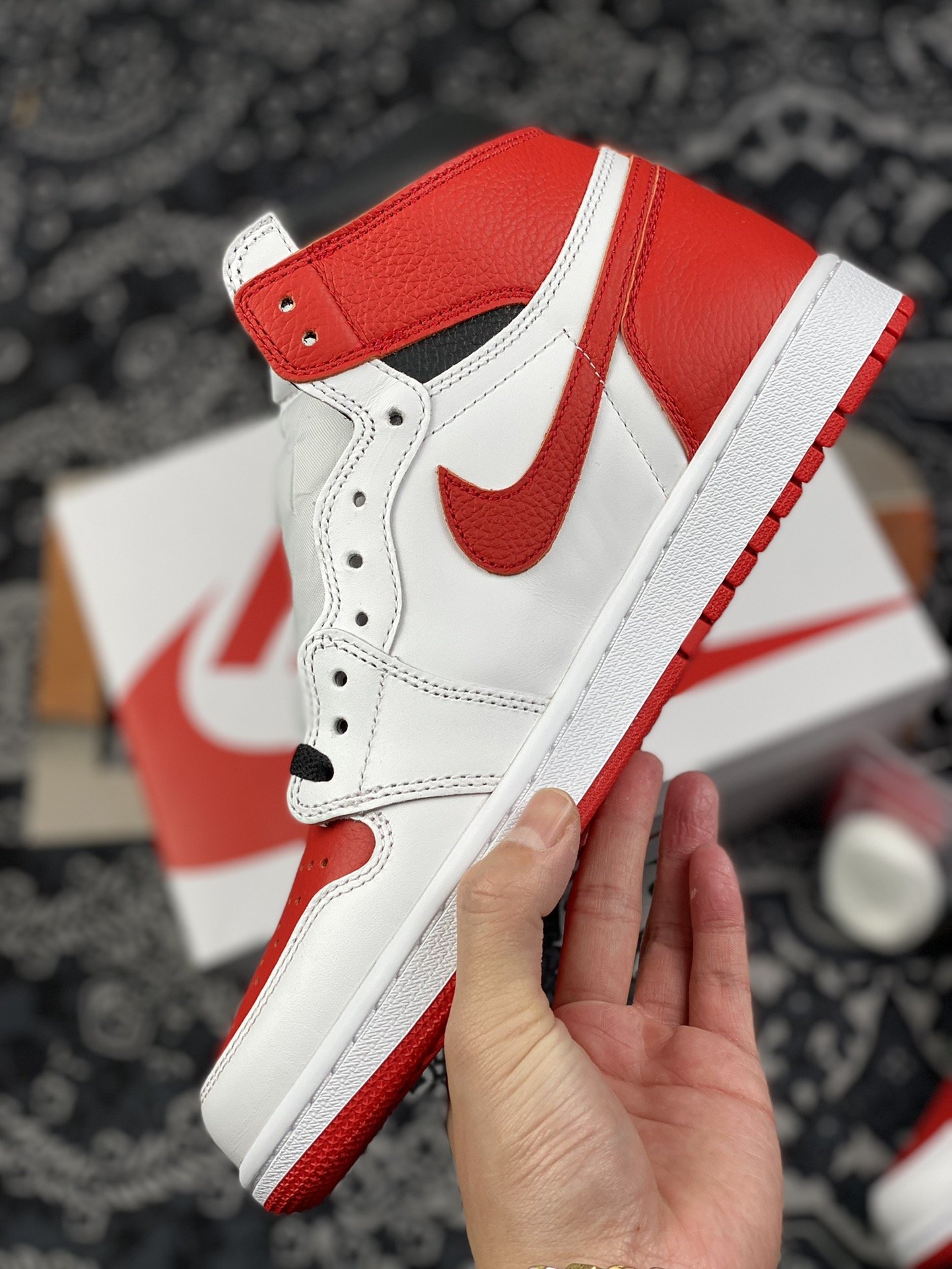 450 纯原批次 Air Jordan 1 High Heritage” 白红 555088-161