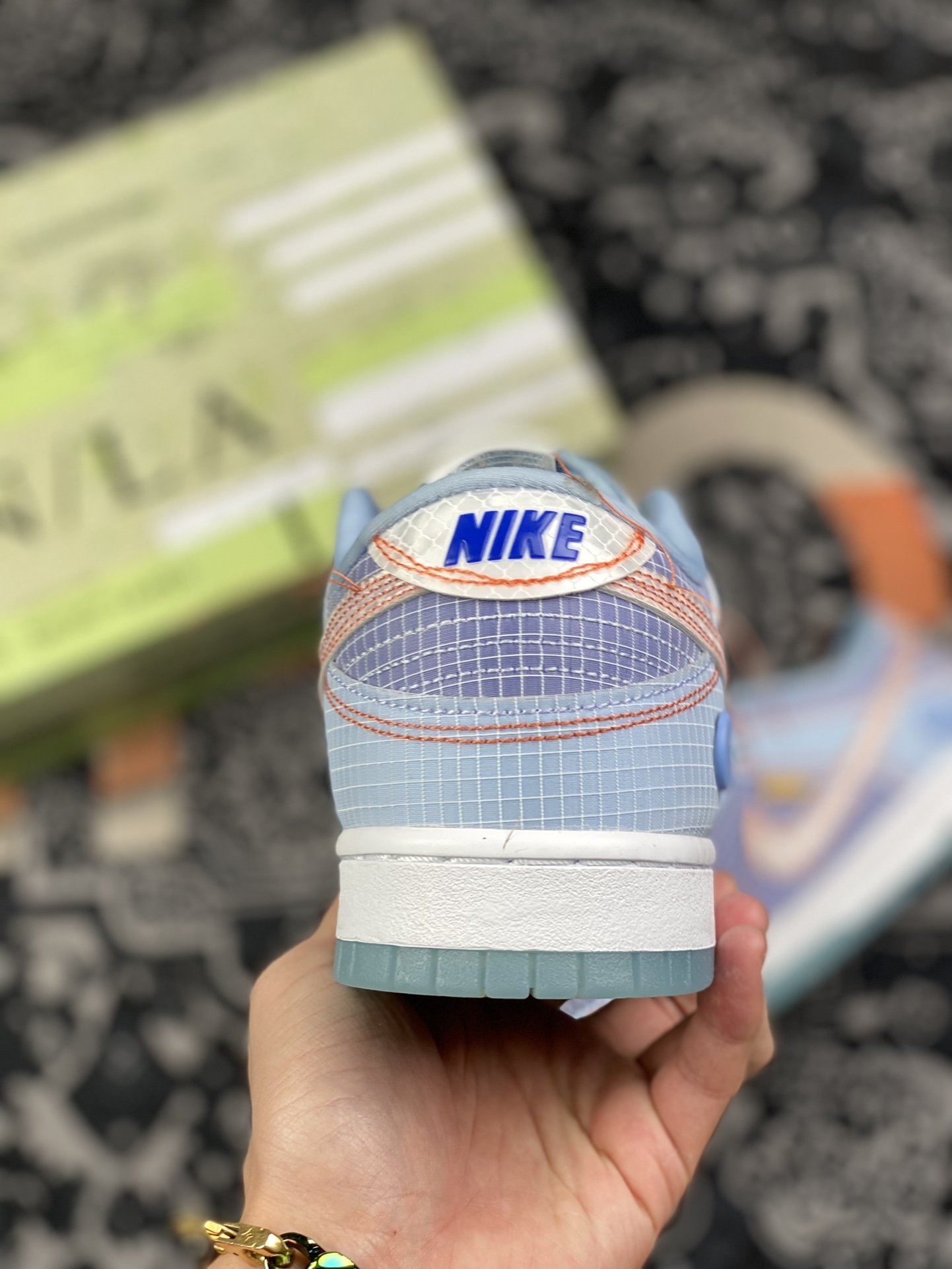 260 洛杉矶球鞋潮流店铺 Union 与 Nike 和 Jordan Brand 的合作系列已经成为球鞋圈最火联名之一DJ9649-401