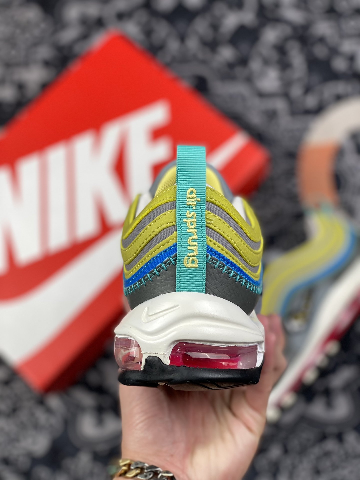240 Nike Air Max 97 Air Sprung Iron Grey” 黄灰刺绣 DH4759-001