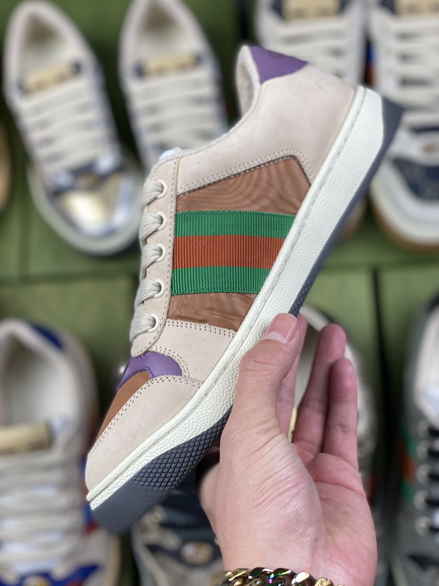 380 新版出货 古马也 Gucci Distressed Screener sneaker古马也小脏鞋系列-莆田鞋,莆田鞋货源,高仿鞋,高仿鞋货源,安福档口,莆田高仿鞋,莆田鞋批发,高仿鞋批发,莆田高仿运动鞋,高仿运动鞋,莆田运动鞋 380 新版出货 古马也 Gucci Distressed Screener sneaker古马也小脏鞋系列
