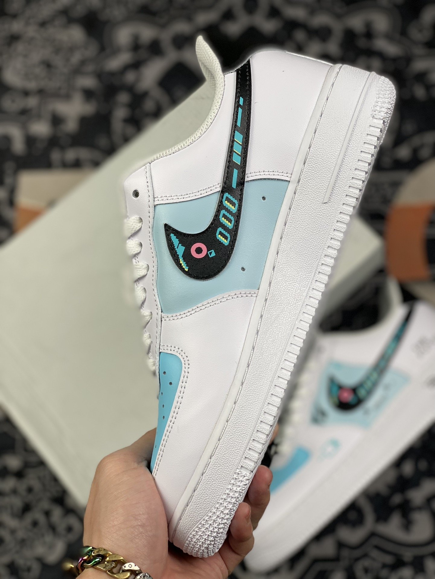 260 官方爆款定制 电玩主题Nk Air Force 1 Low ’07 未来科技 空军一号低帮CW2288-111