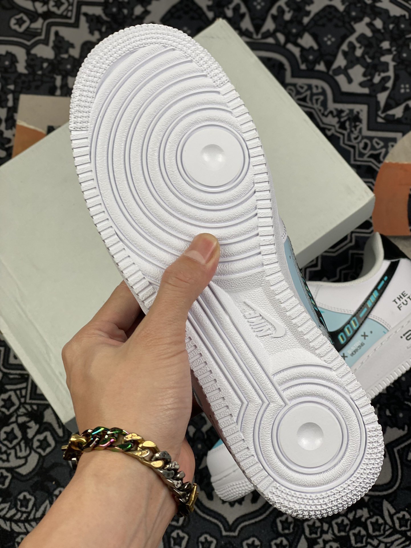 260 官方爆款定制 电玩主题Nk Air Force 1 Low ’07 未来科技 空军一号低帮CW2288-111