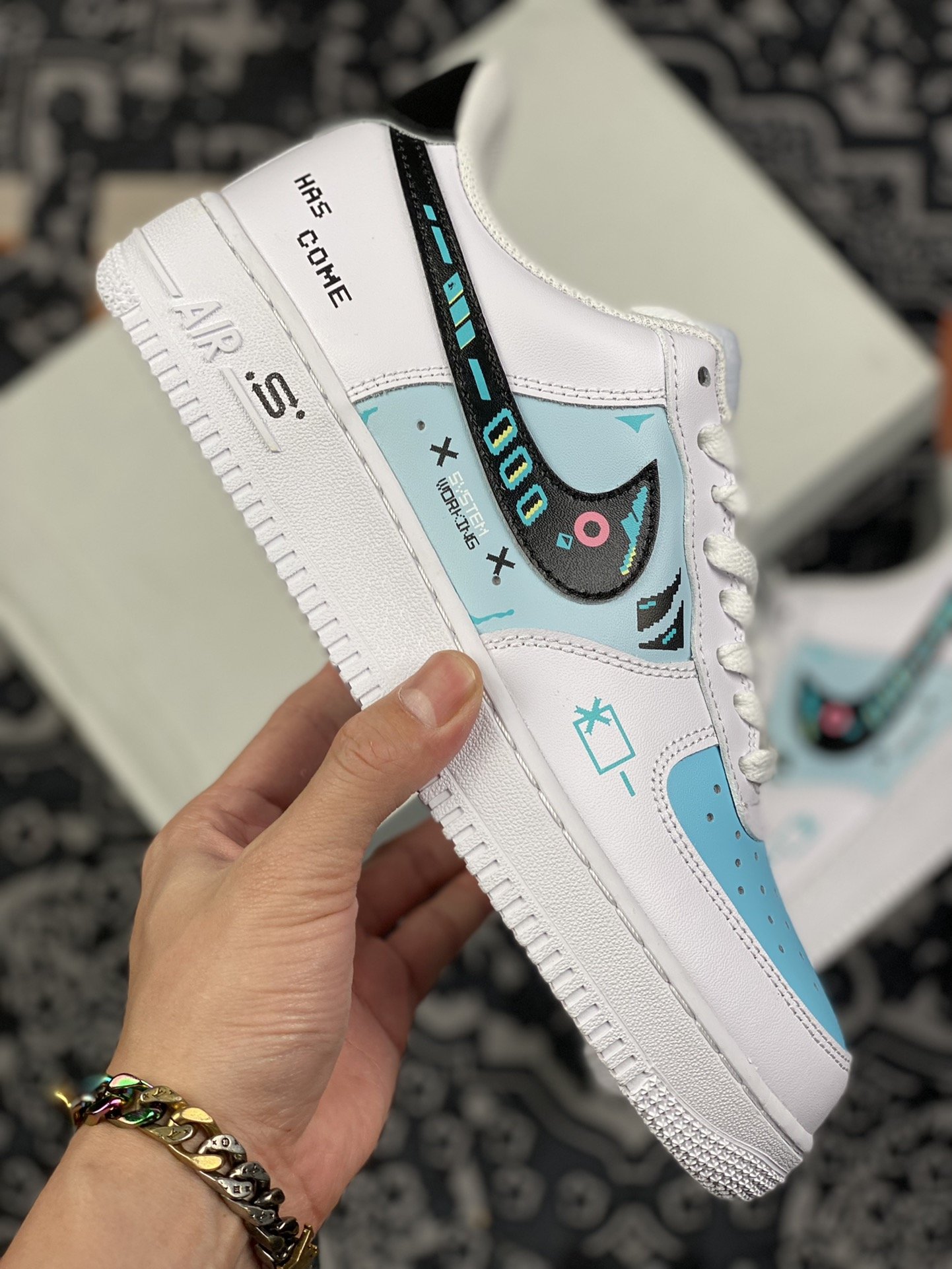 260 官方爆款定制 电玩主题Nk Air Force 1 Low ’07 未来科技 空军一号低帮CW2288-111