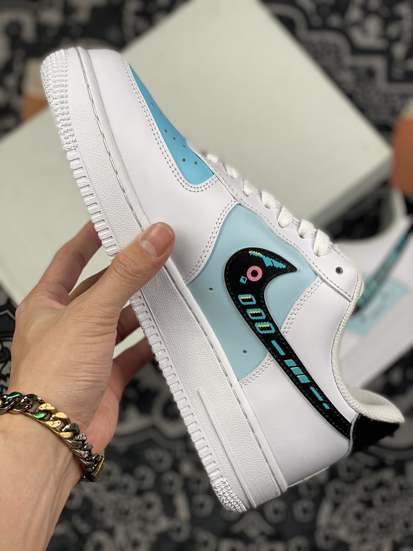 260 官方爆款定制 电玩主题Nk Air Force 1 Low ’07 未来科技 空军一号低帮CW2288-111