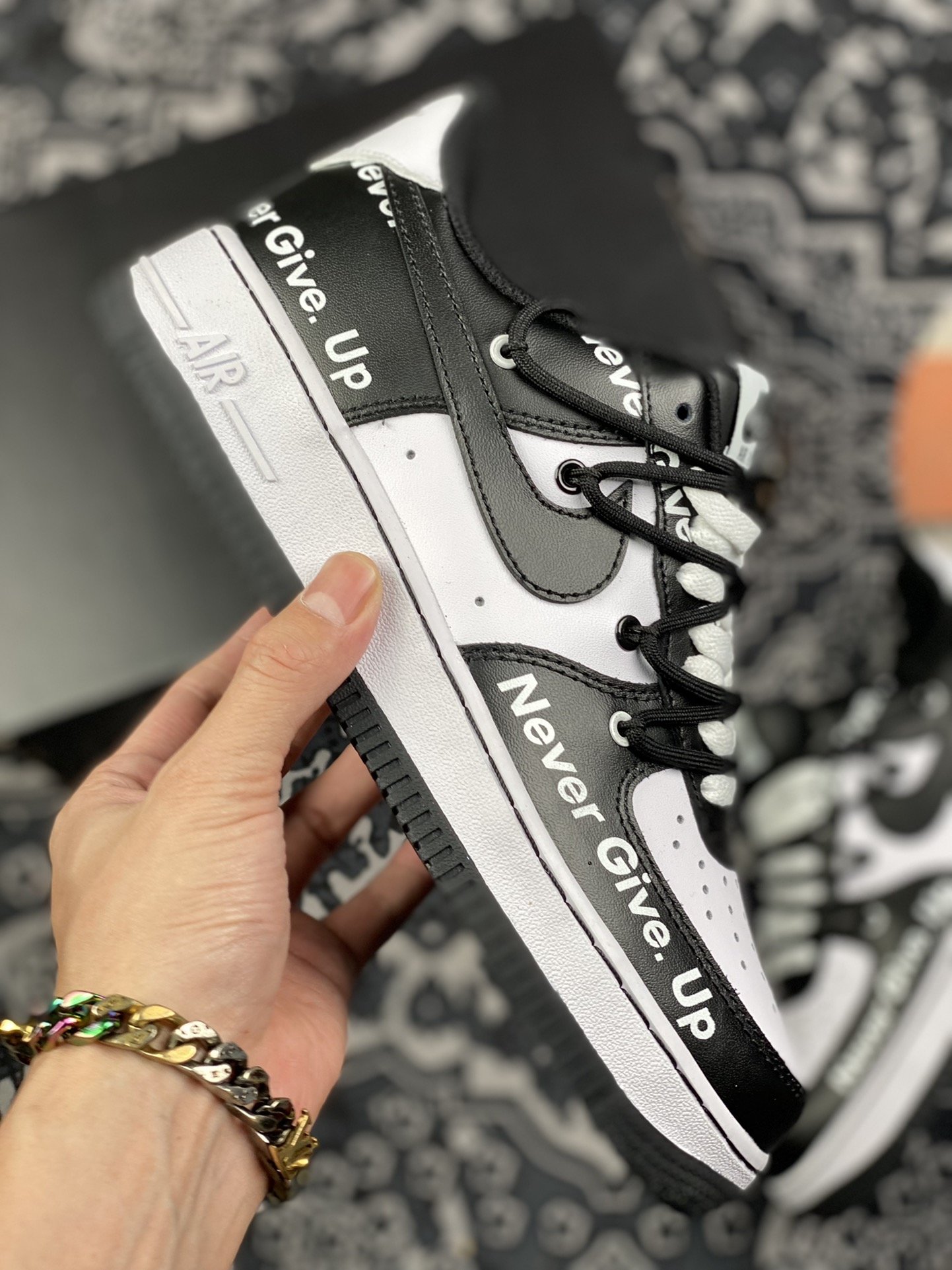 240 Nike Air Force 1 React LV8 字母黑白 1724-104