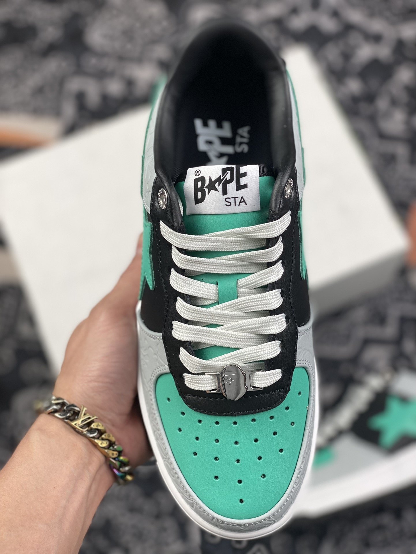 380 潮流教父nigo品牌 王源同款 Bape Sta “Tokyo” 黑灰绿OZXSH191002MH