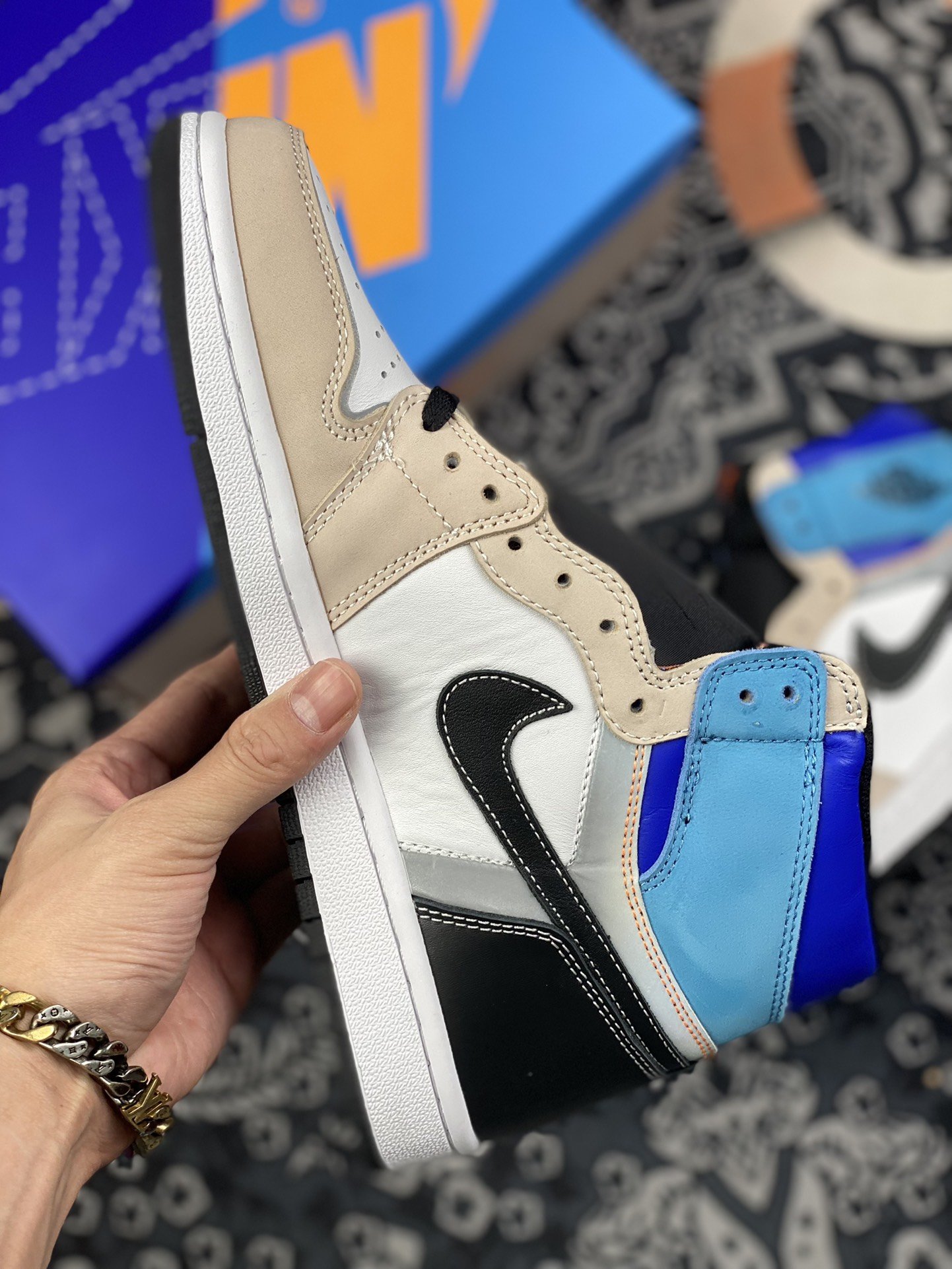 280 Air Jordan 1 拼接专业乔丹大厂极限压缩利润空间 DC6515-100