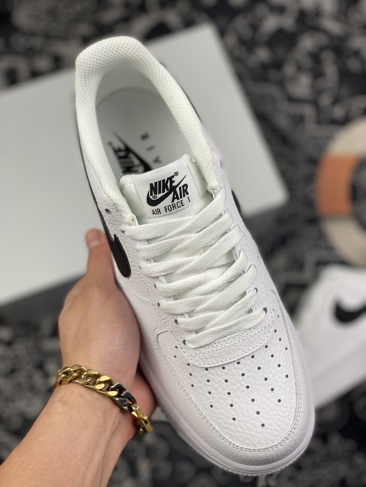 200 Nike Air Force 1 Low 白黑 小权志龙 CT2302-100