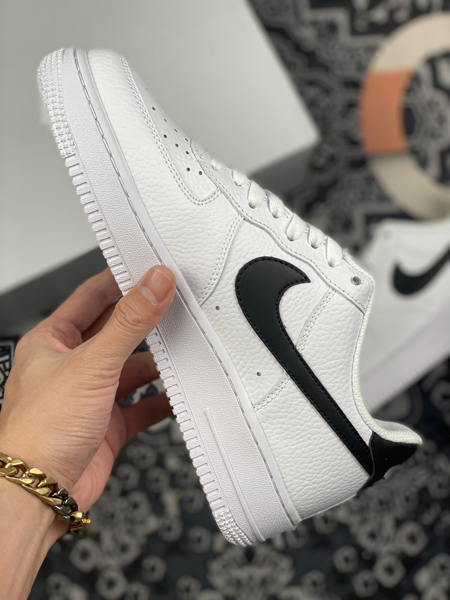 200 Nike Air Force 1 Low 白黑 小权志龙 CT2302-100