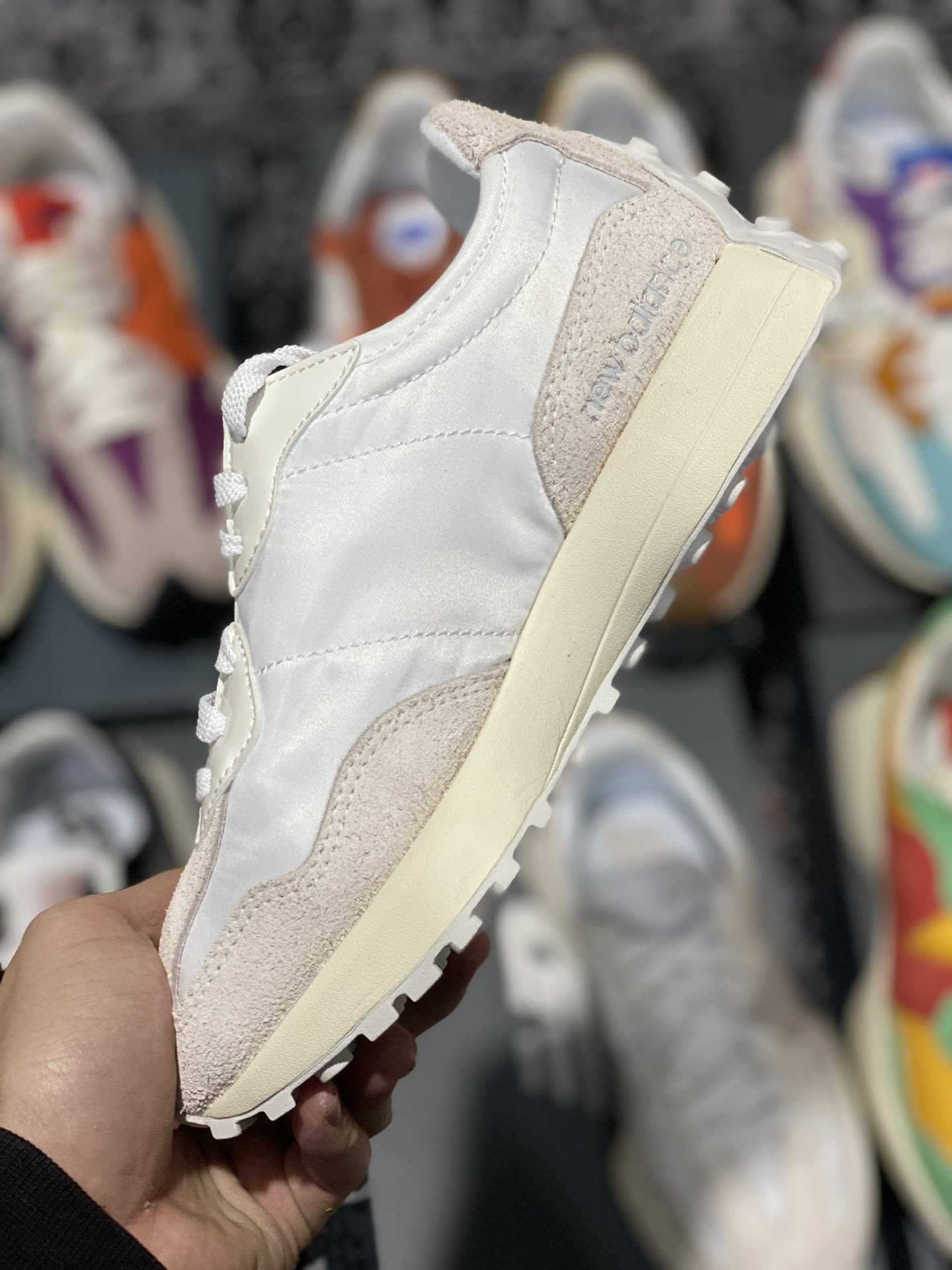 240 甄选 莞顶NB327 复古跑鞋 灰白女鞋