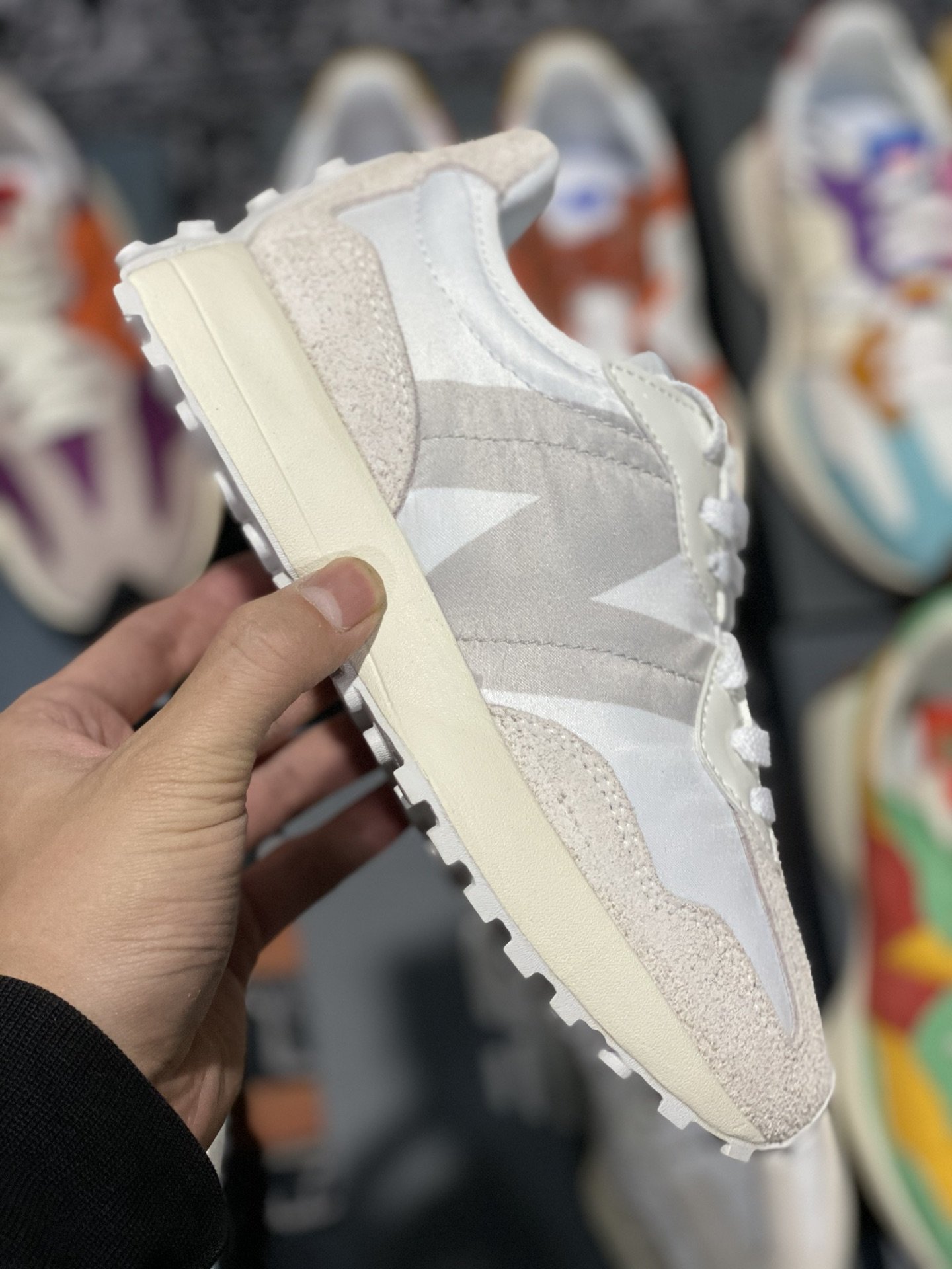 240 甄选 莞顶NB327 复古跑鞋 灰白女鞋