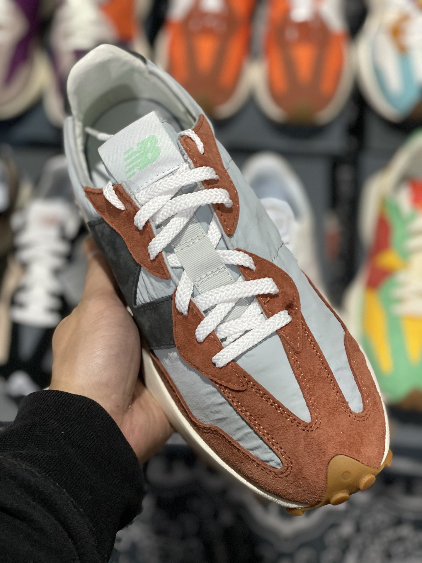 240 甄选 莞顶NB327 复古跑鞋 灰棕