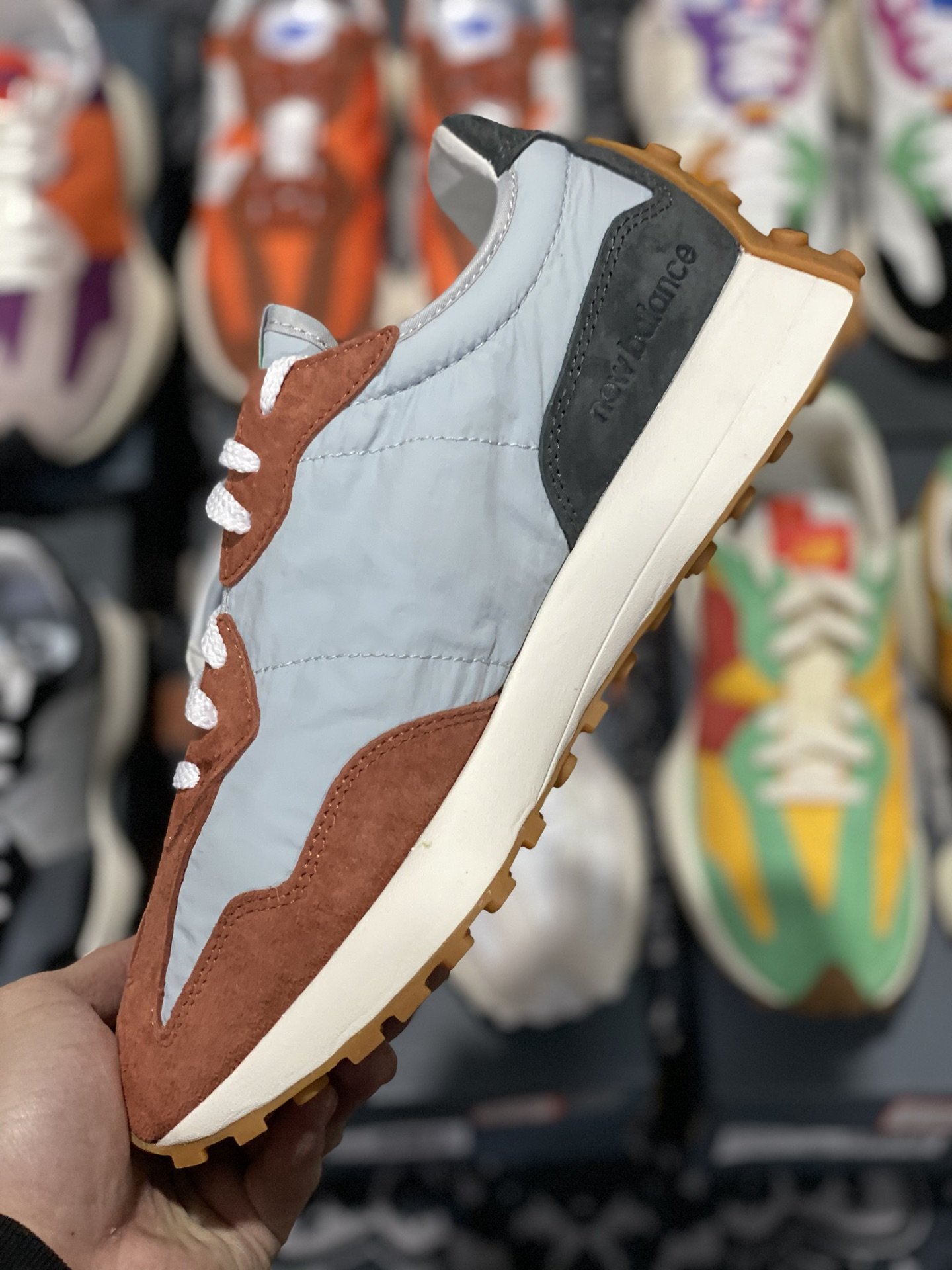 240 甄选 莞顶NB327 复古跑鞋 灰棕