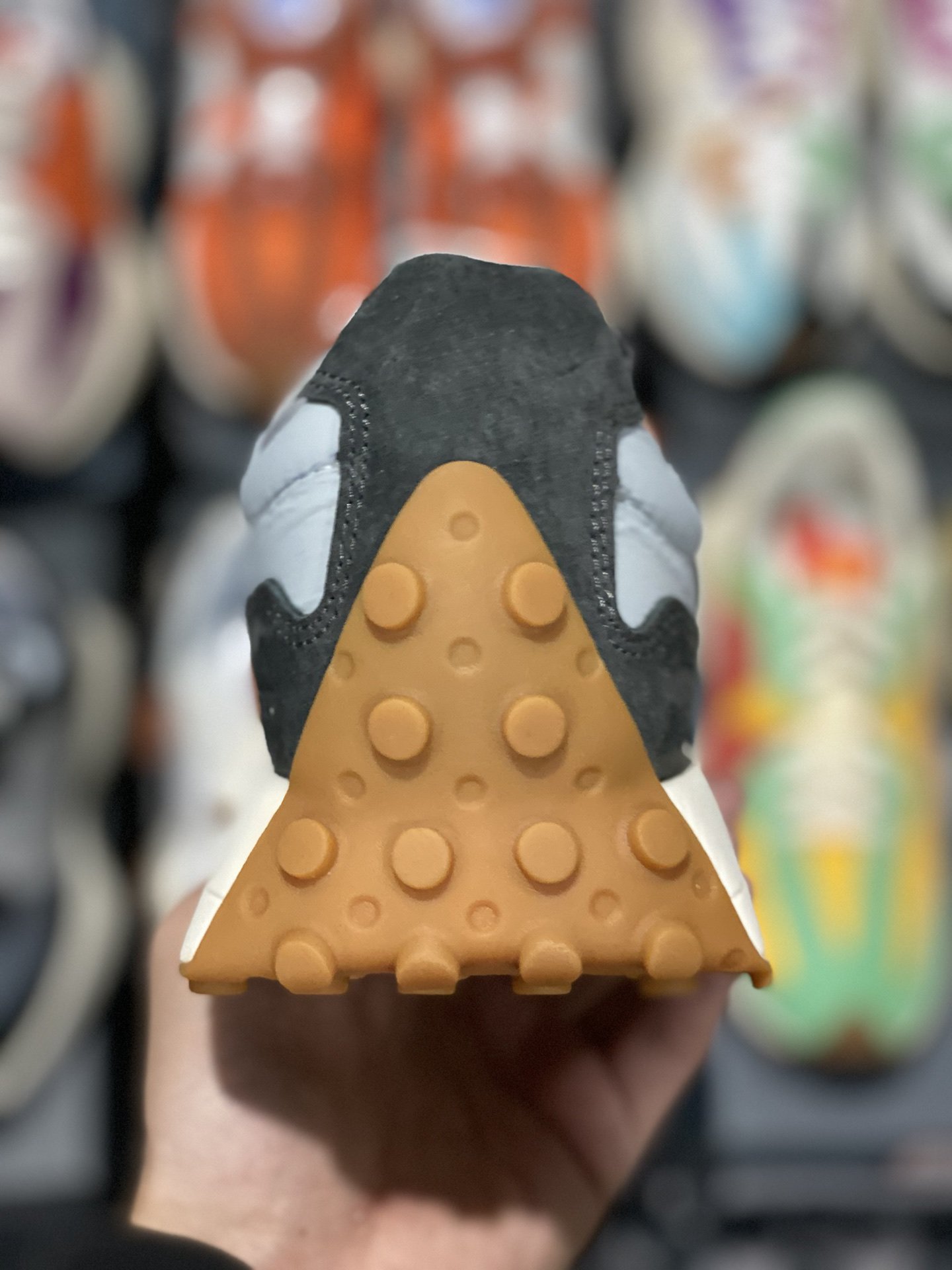 240 甄选 莞顶NB327 复古跑鞋 灰棕