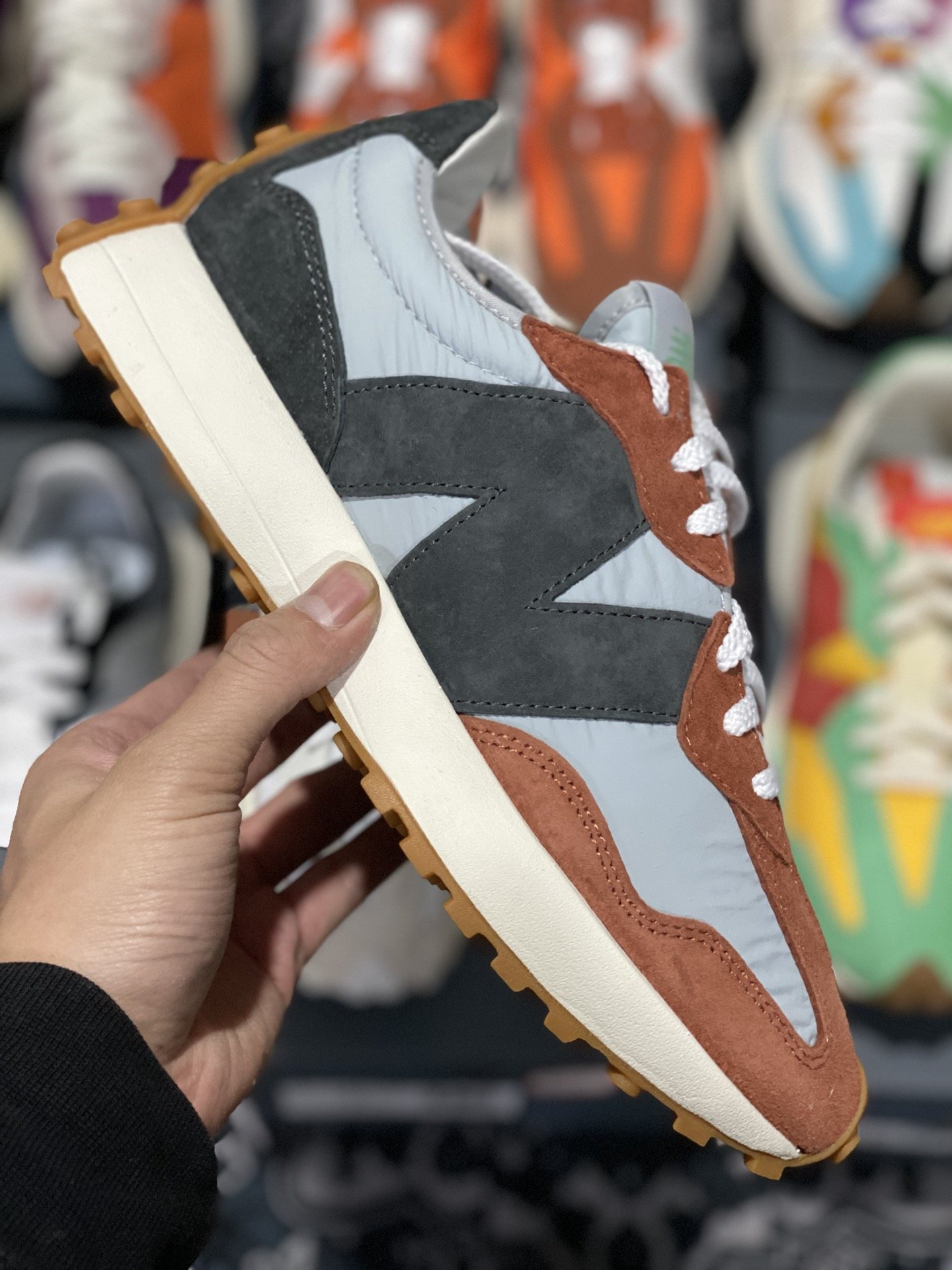 240 甄选 莞顶NB327 复古跑鞋 灰棕