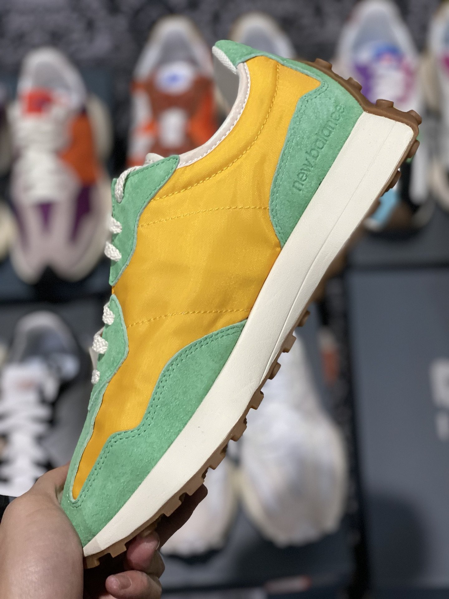 240  莞顶NB327 复古跑鞋 绿黄