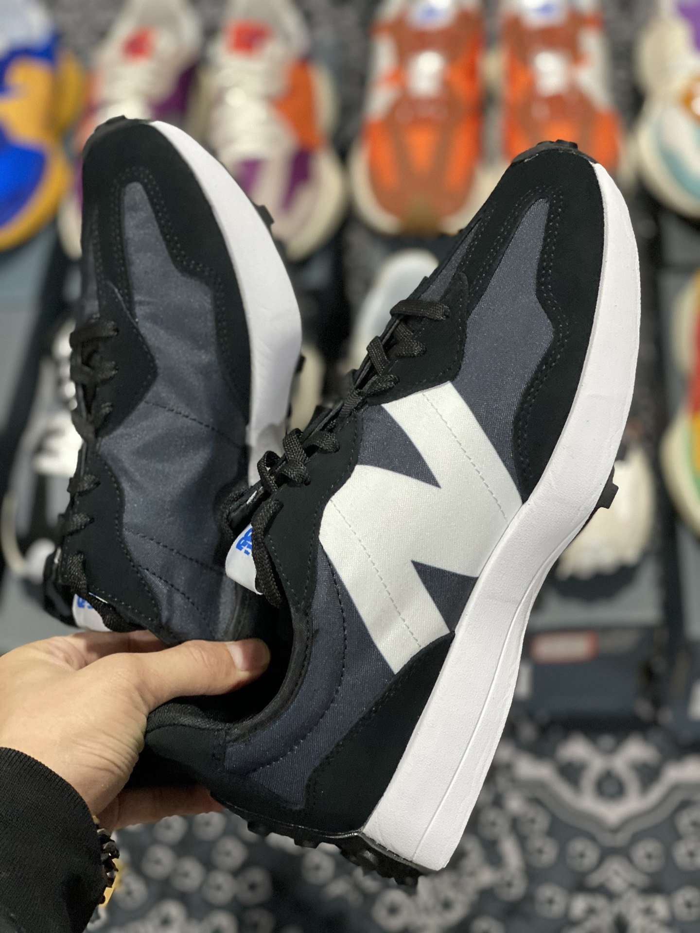 240 甄选 莞顶NB327 复古跑鞋 黑白