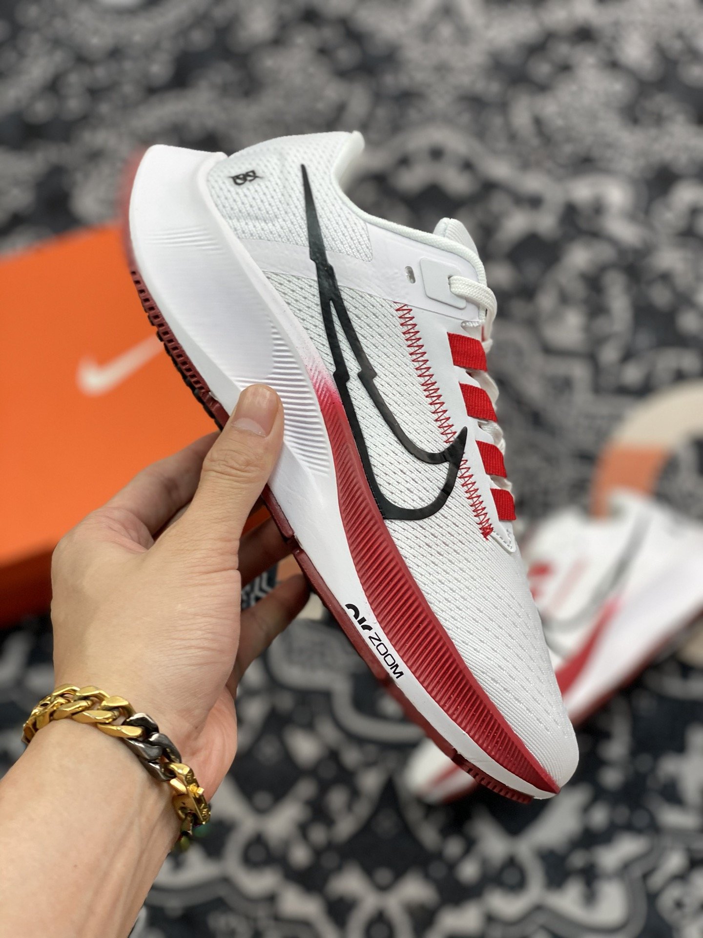 180 Nike Air Zoom Pegasus 38 飞马登月38代跑步鞋 DH4252-100