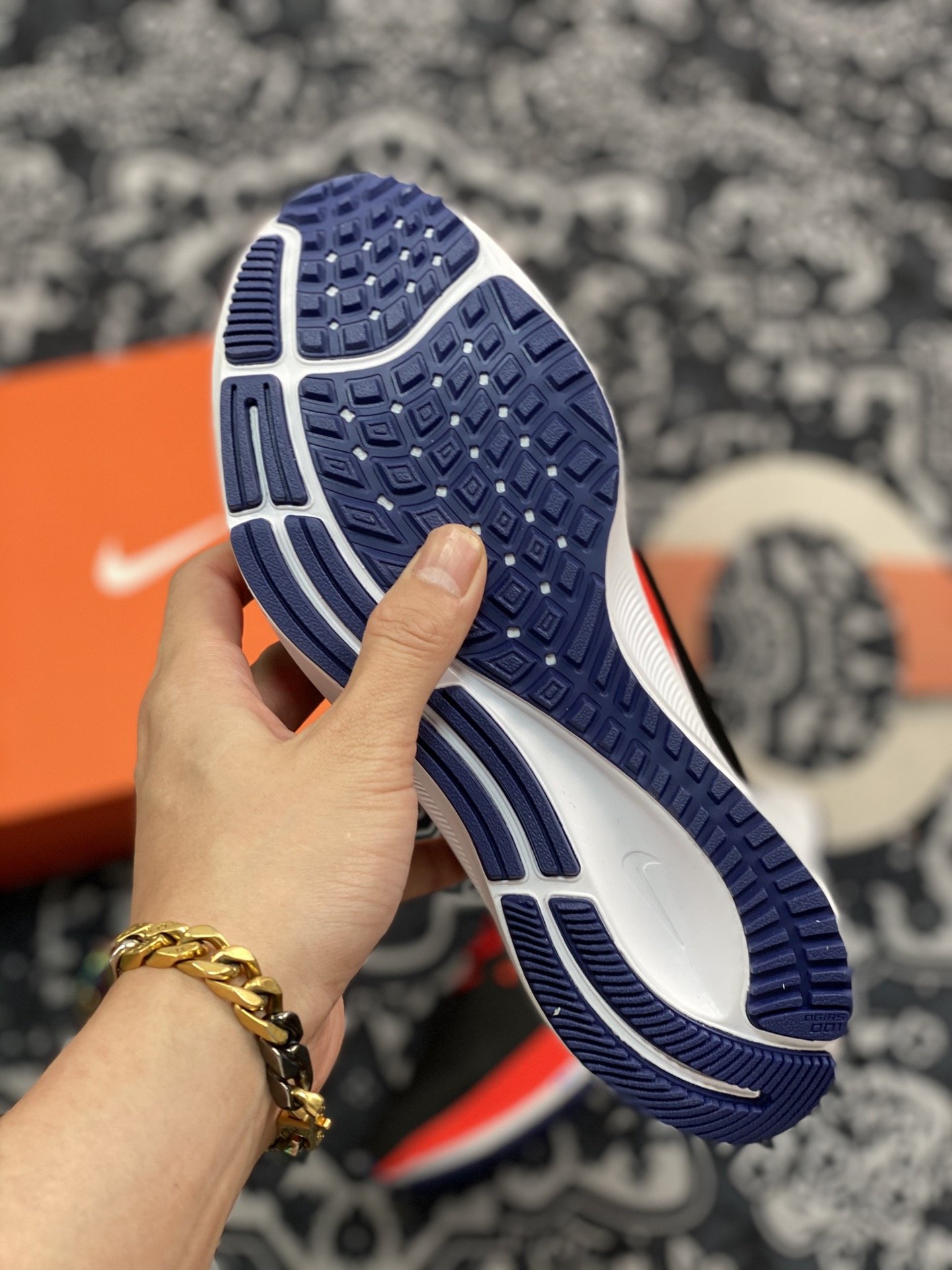 180 Nike Air Zoom Pegasus 38 飞马登月38代跑步鞋DH4243-001
