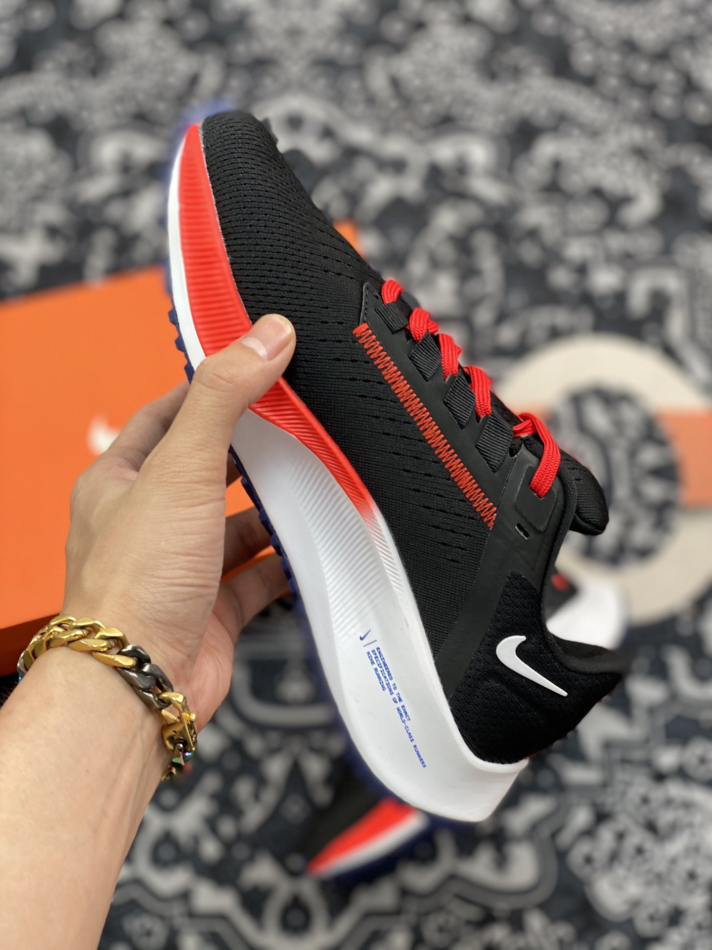 180 Nike Air Zoom Pegasus 38 飞马登月38代跑步鞋DH4243-001