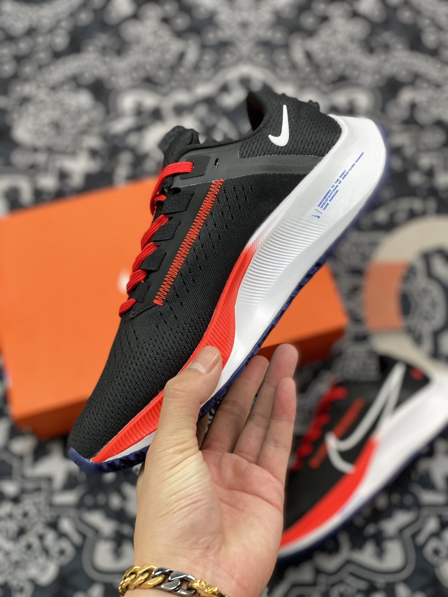180 Nike Air Zoom Pegasus 38 飞马登月38代跑步鞋DH4243-001