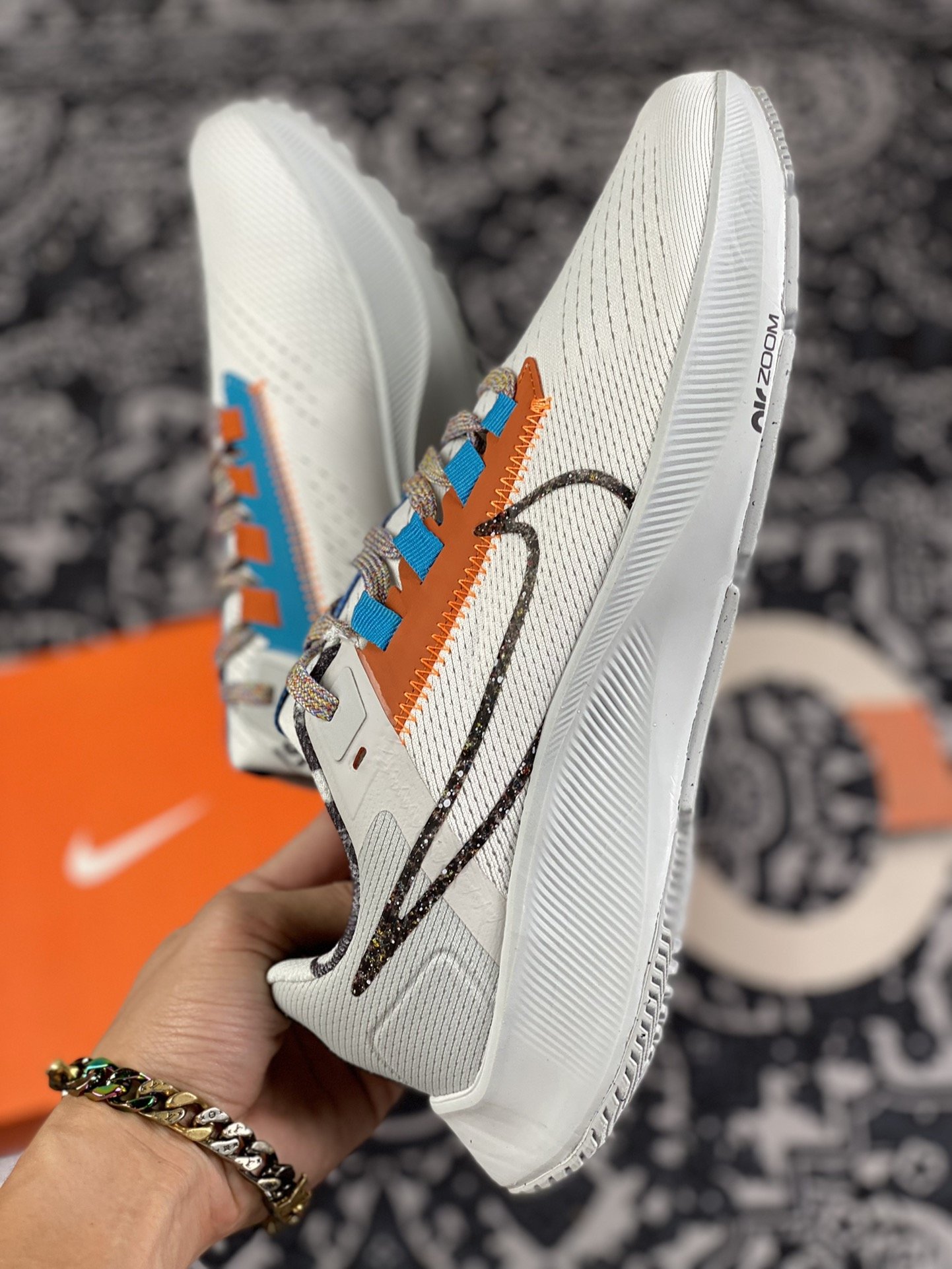 A6180 Nike Air Zoom Pegasus 38 登月38代网面透气跑鞋