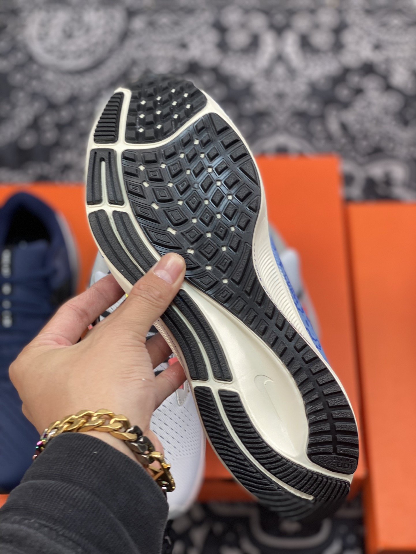 180 Nike Air Zoom Pegasus 38 登月38代网面透气跑鞋