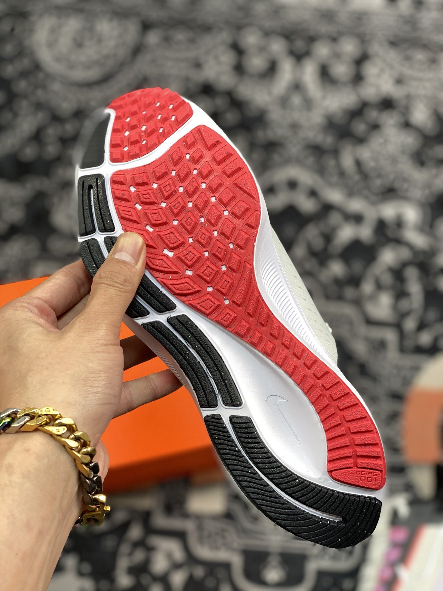 180 Nike Zoom Pegasus 38 登月38代 超轻网面跑步鞋 CT7356-003