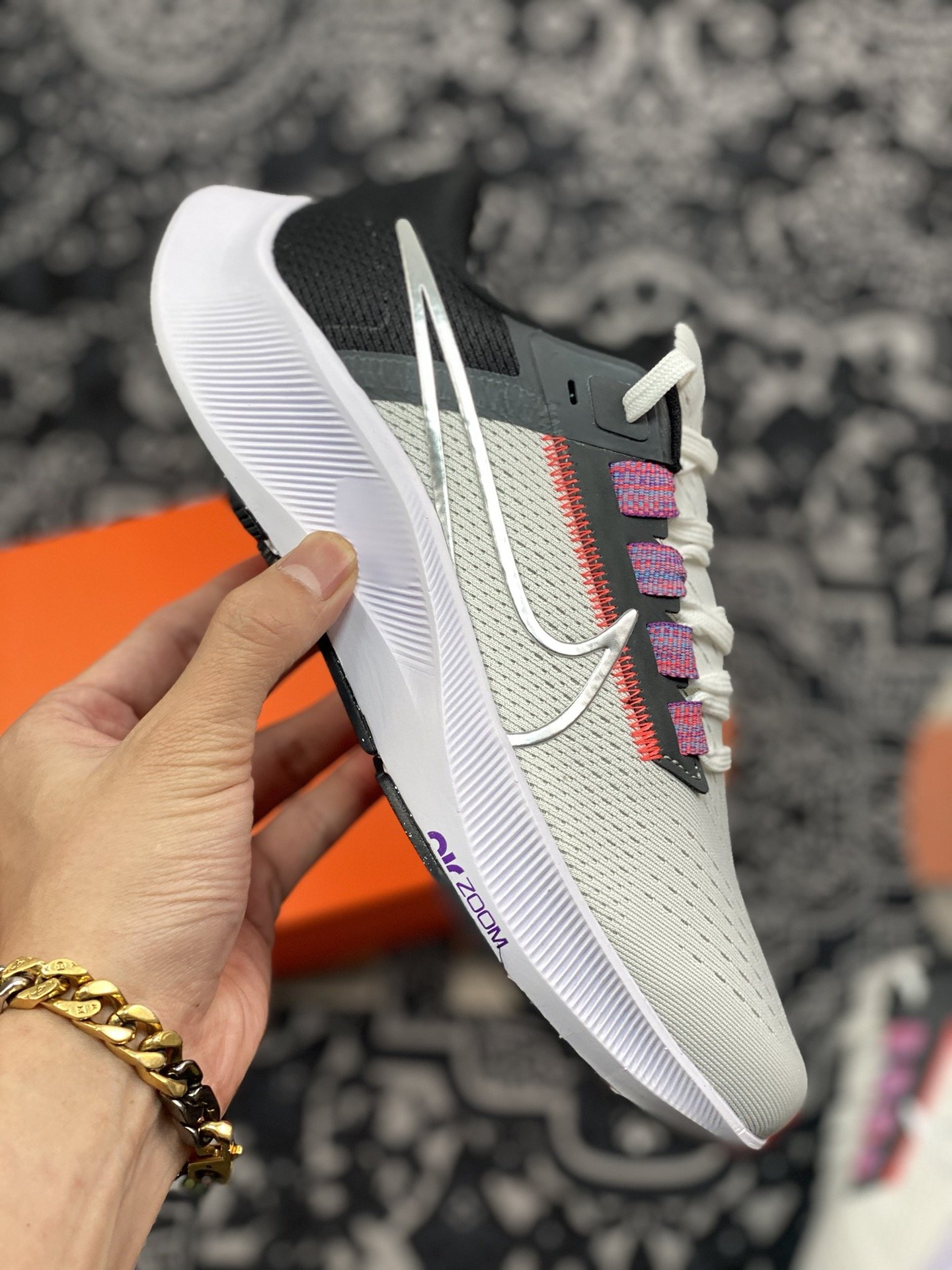 180 Nike Zoom Pegasus 38 登月38代 超轻网面跑步鞋 CT7356-003