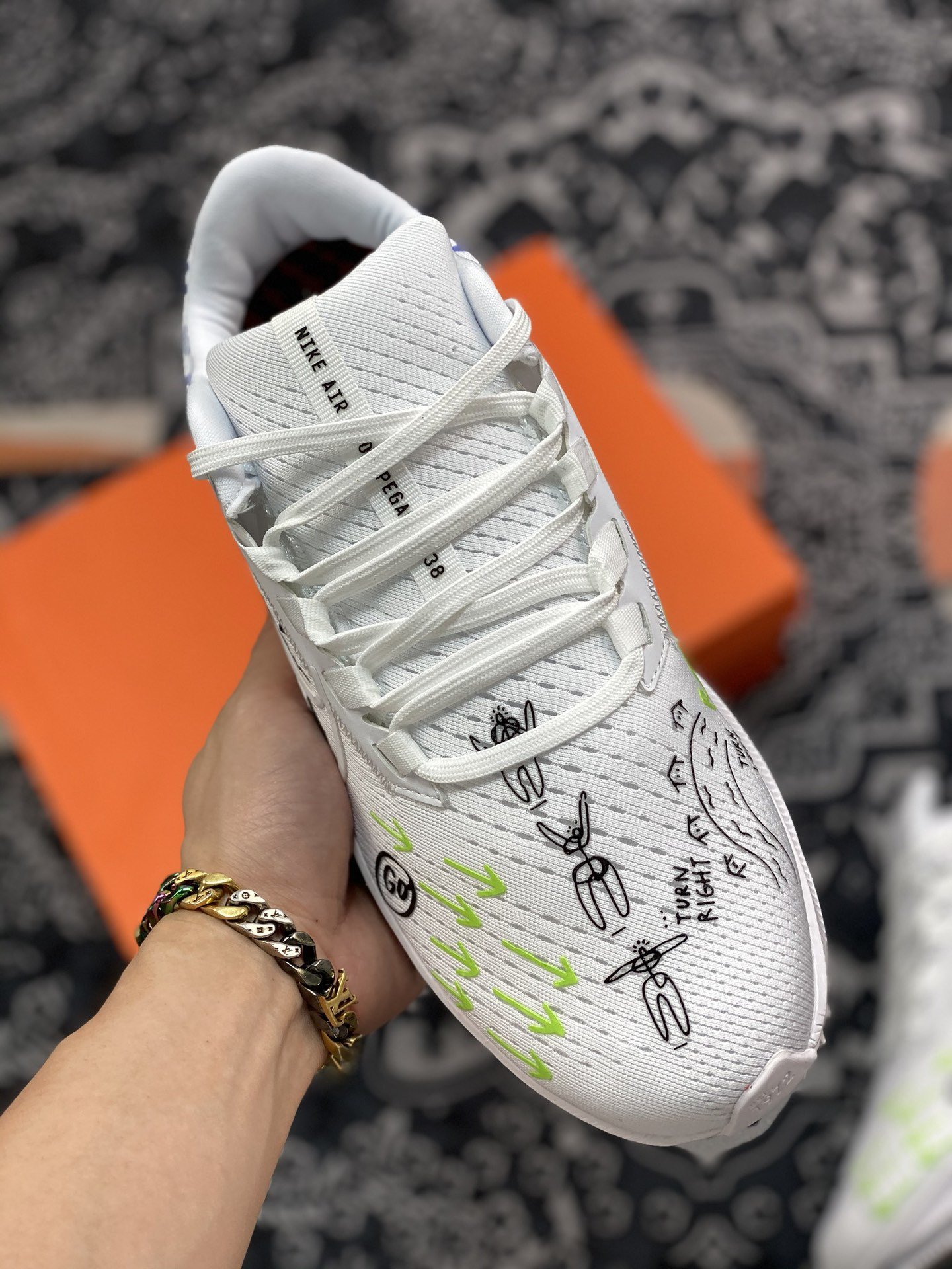 180 Nike Zoom Pegasus 38 登月38代 超轻网面跑步鞋 DM3274-100