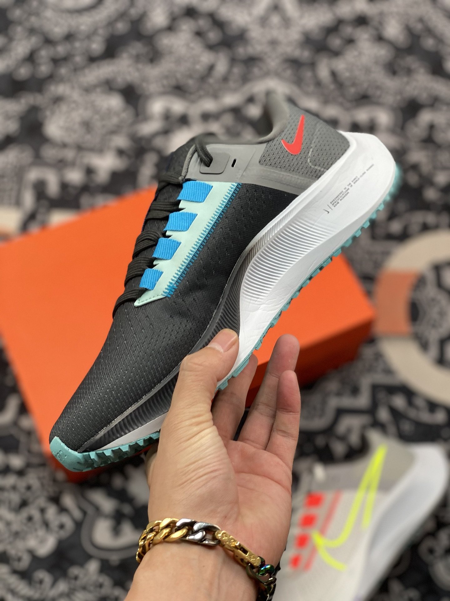 180 Nike Zoom Pegasus 38 登月38代 Limited Edition ” 鸳鸯配色 超轻网面跑步鞋 DJ3128-001