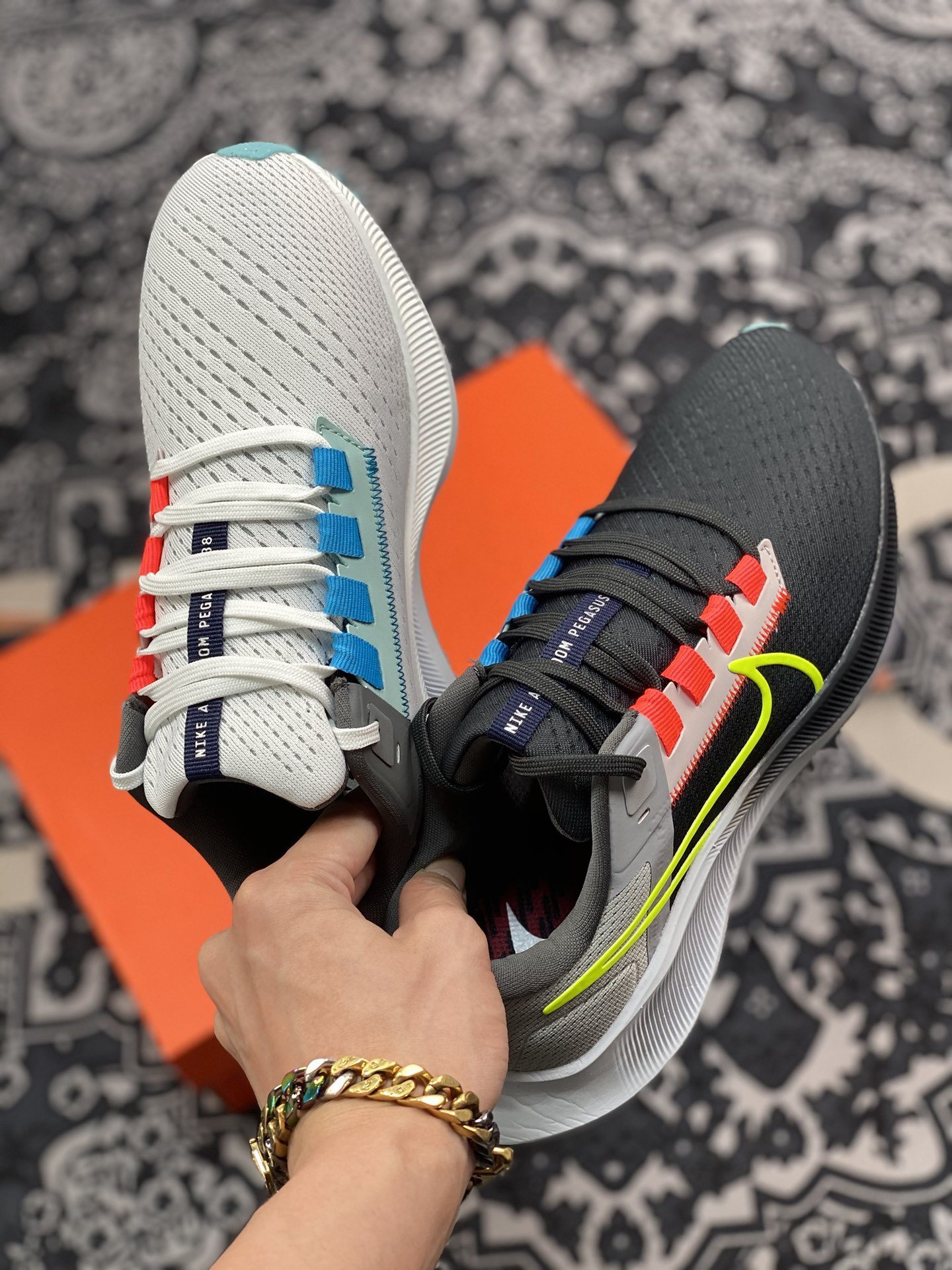 180 Nike Zoom Pegasus 38 登月38代 Limited Edition ” 鸳鸯配色 超轻网面跑步鞋 DJ3128-001