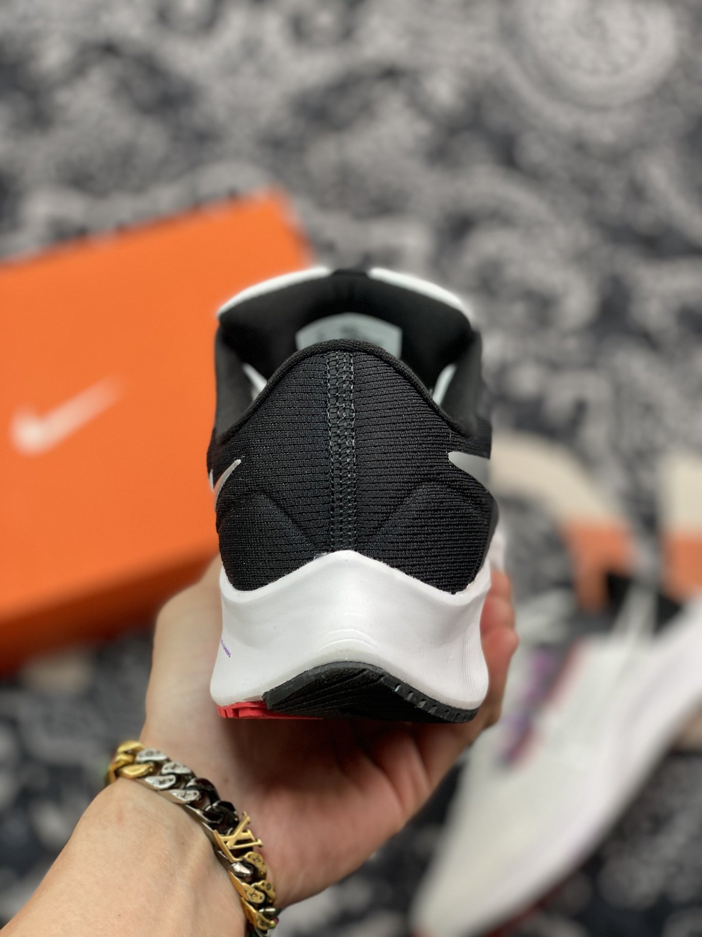 180 Nike Air Zoom Pegasus 38 飞马登月38代跑步鞋